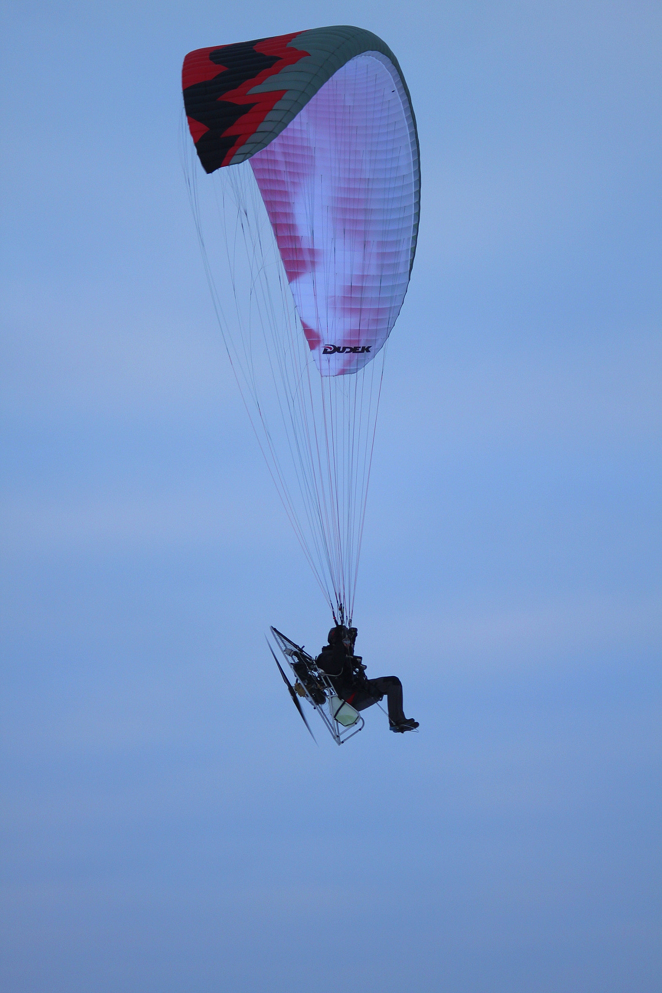 Canon EF 28-90mm f/4-5.6 sample photo. Fly photography