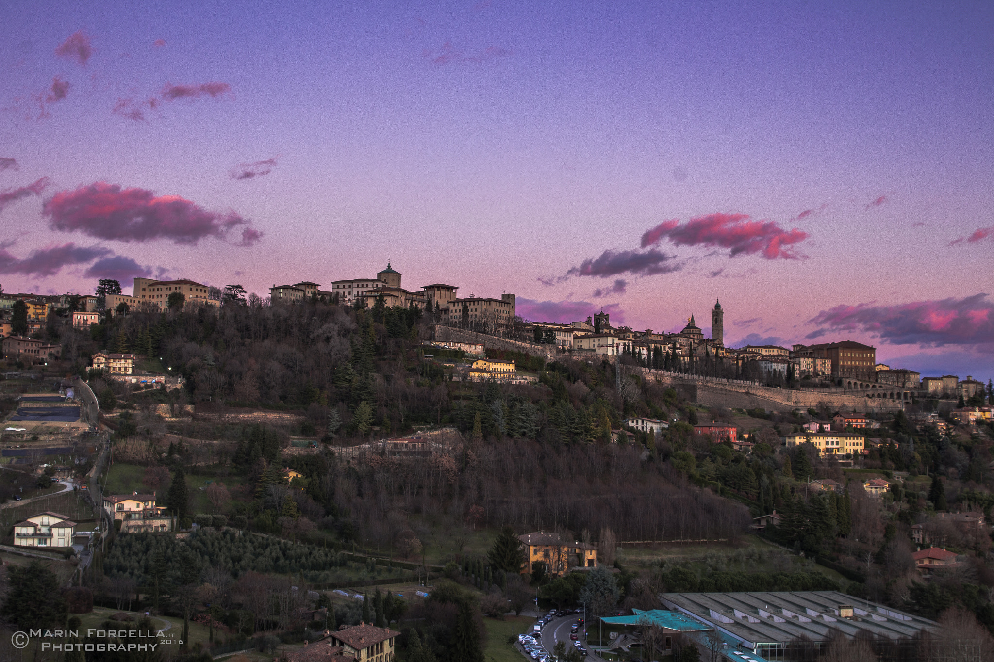 Canon EF 24-70mm F2.8L II USM sample photo. Bergamo sunset photography
