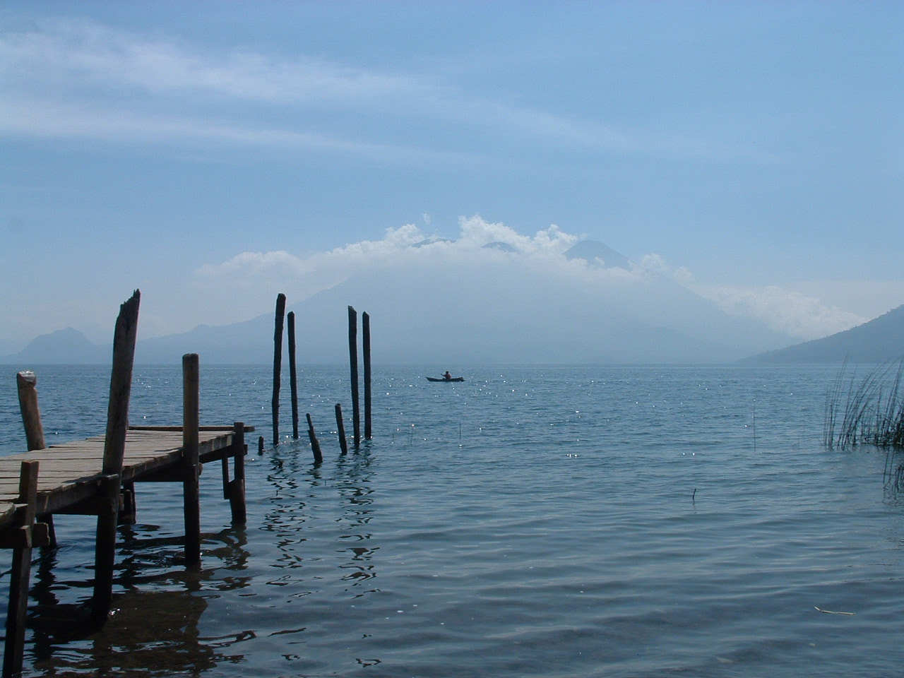 Fujifilm FinePix 3800 sample photo. Lago atitlan photography