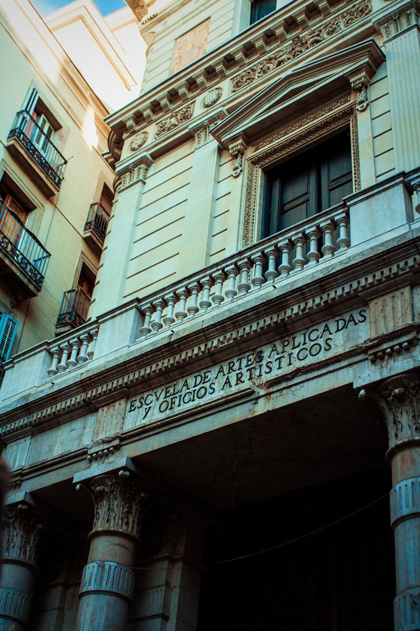 Tamron AF 28-200mm F3.8-5.6 XR Di Aspherical (IF) Macro sample photo. Barcelona travel photography