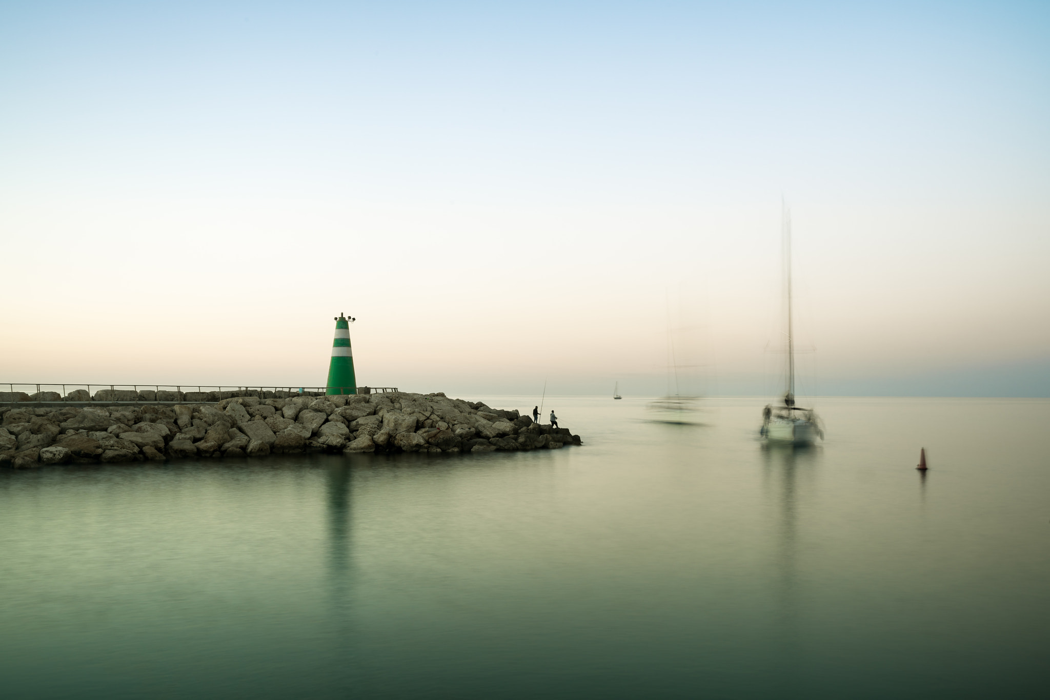 Sony a7R II + Sigma 35mm F1.4 DG HSM Art sample photo. Lighthouse. tel aviv-israel photography