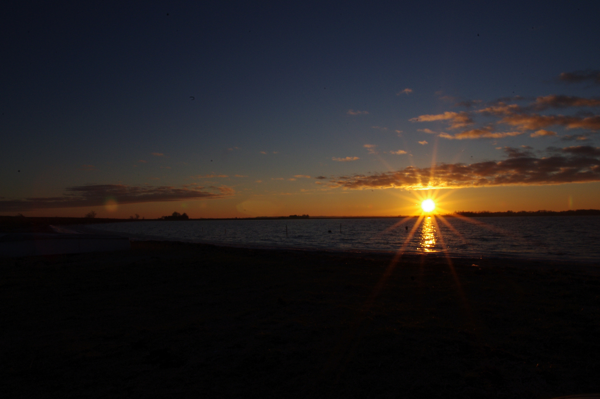 Pentax K-x sample photo. Sun over the bay  photography