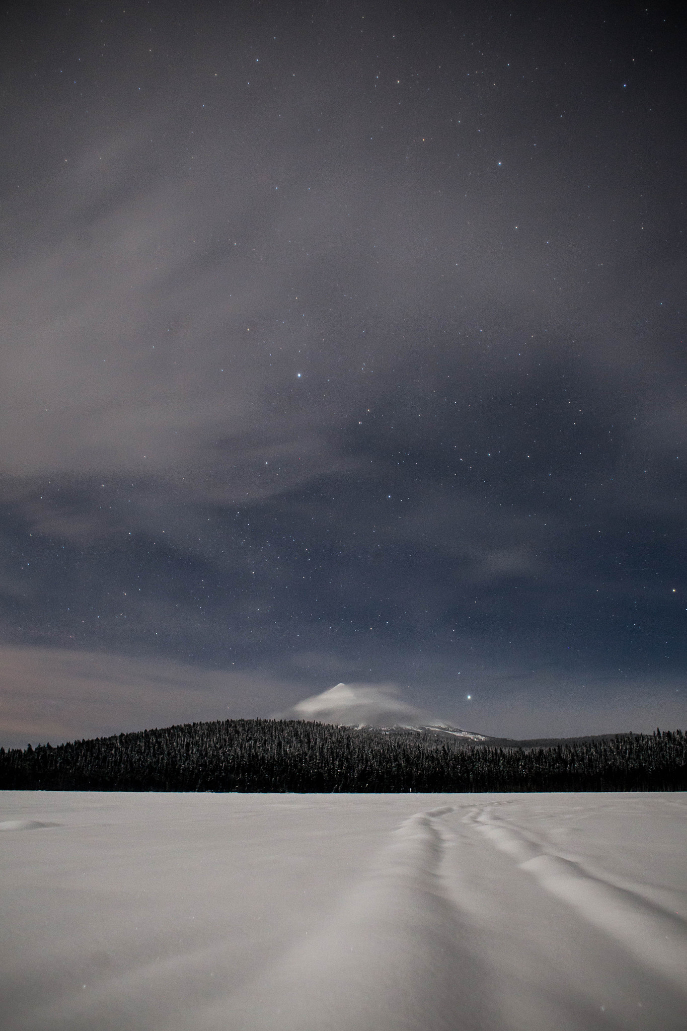 Canon EOS 5D + Canon EF 28mm F1.8 USM sample photo. Stars and a lonely mountain photography