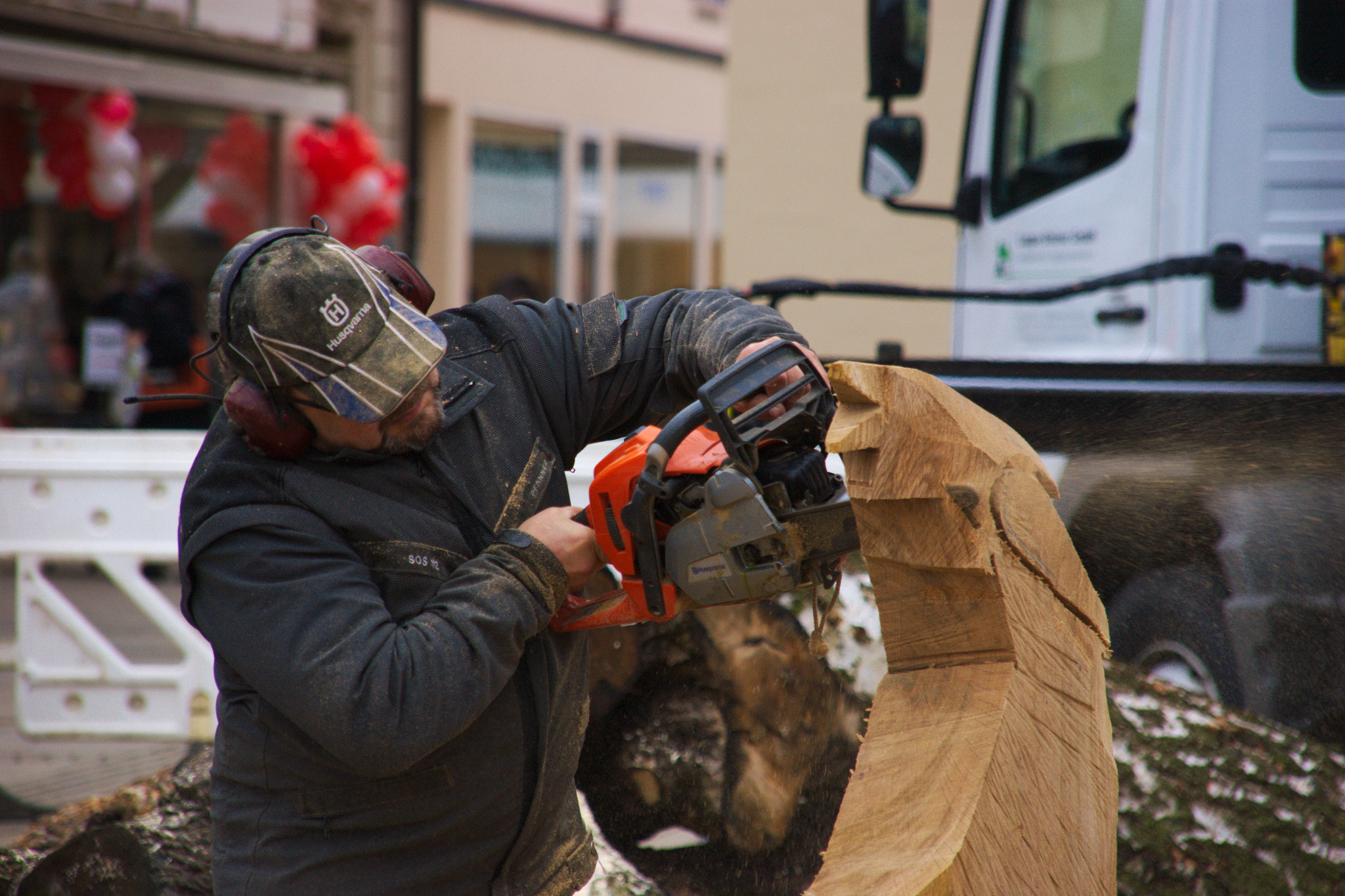 Sony Alpha DSLR-A350 + Sigma 18-200mm F3.5-6.3 DC sample photo. Holzkünstler photography