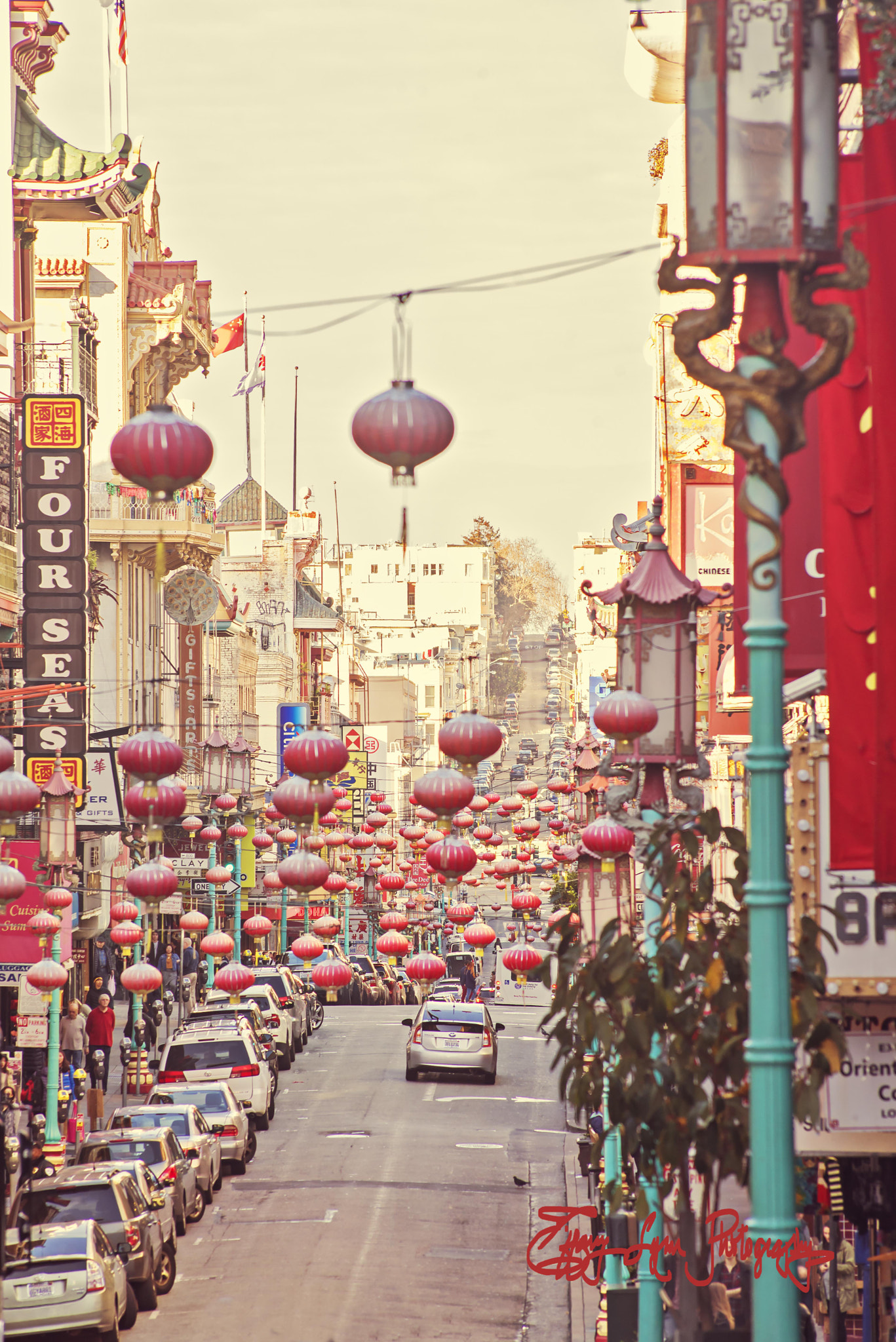 Nikon D600 + AF Nikkor 70-210mm f/4-5.6D sample photo. China town photography