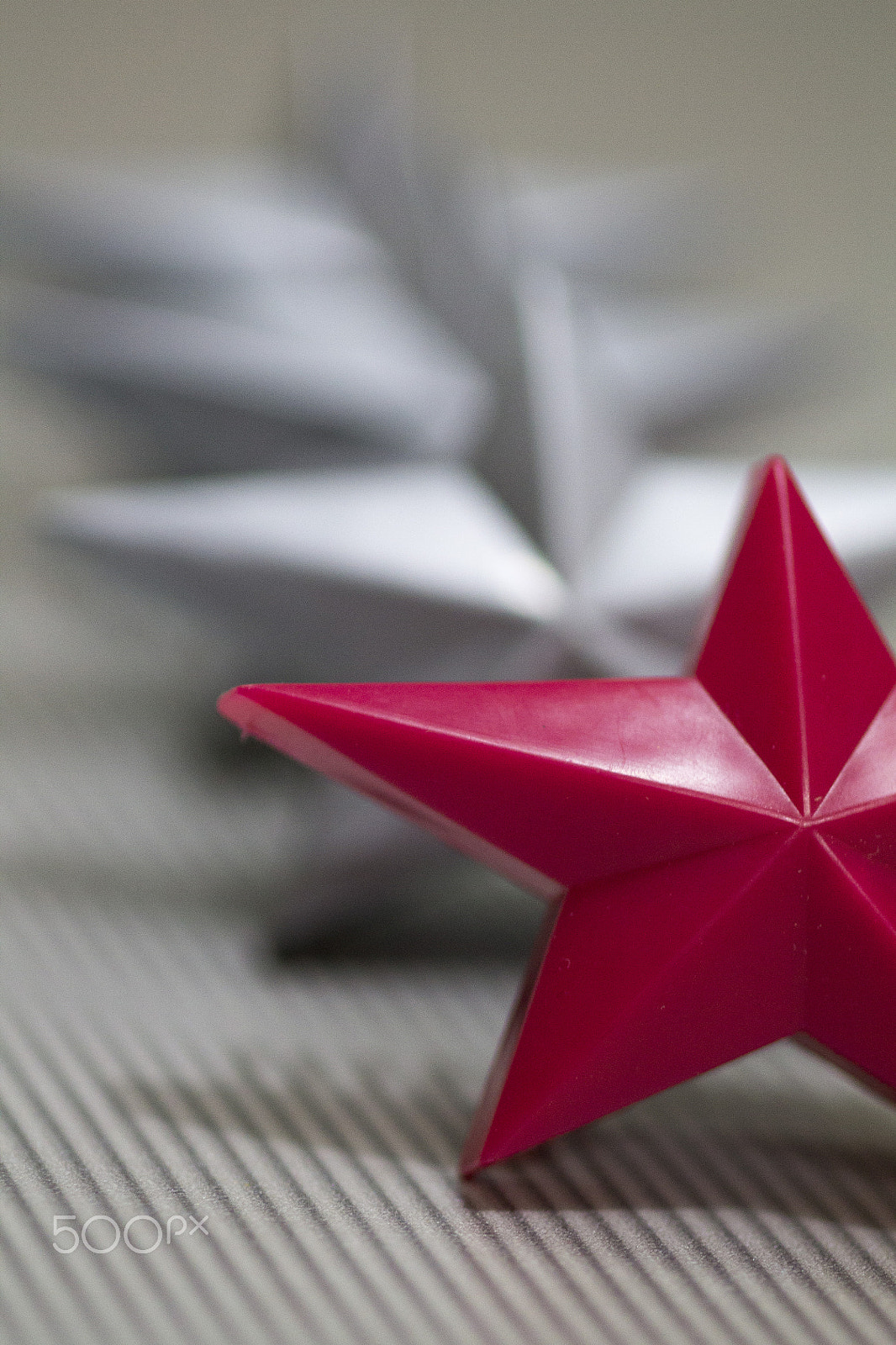 Canon EF 100mm F2.8 Macro USM sample photo. Stars row red leads photography