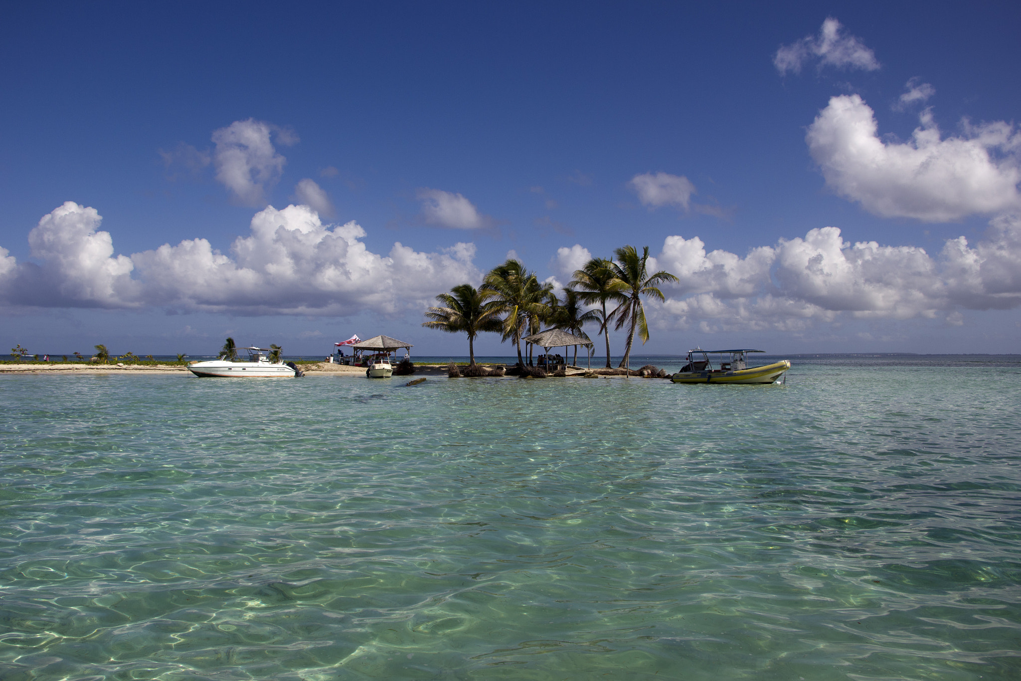 Canon EF-S 18-135mm F3.5-5.6 IS STM sample photo. Piece of paradise photography