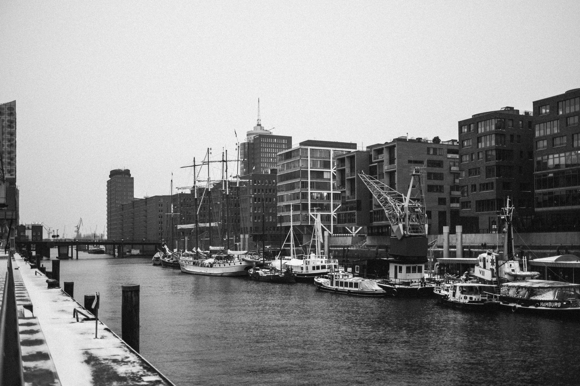 Leica Summilux-M 35mm F1.4 ASPH sample photo. Leica m monochrome photography