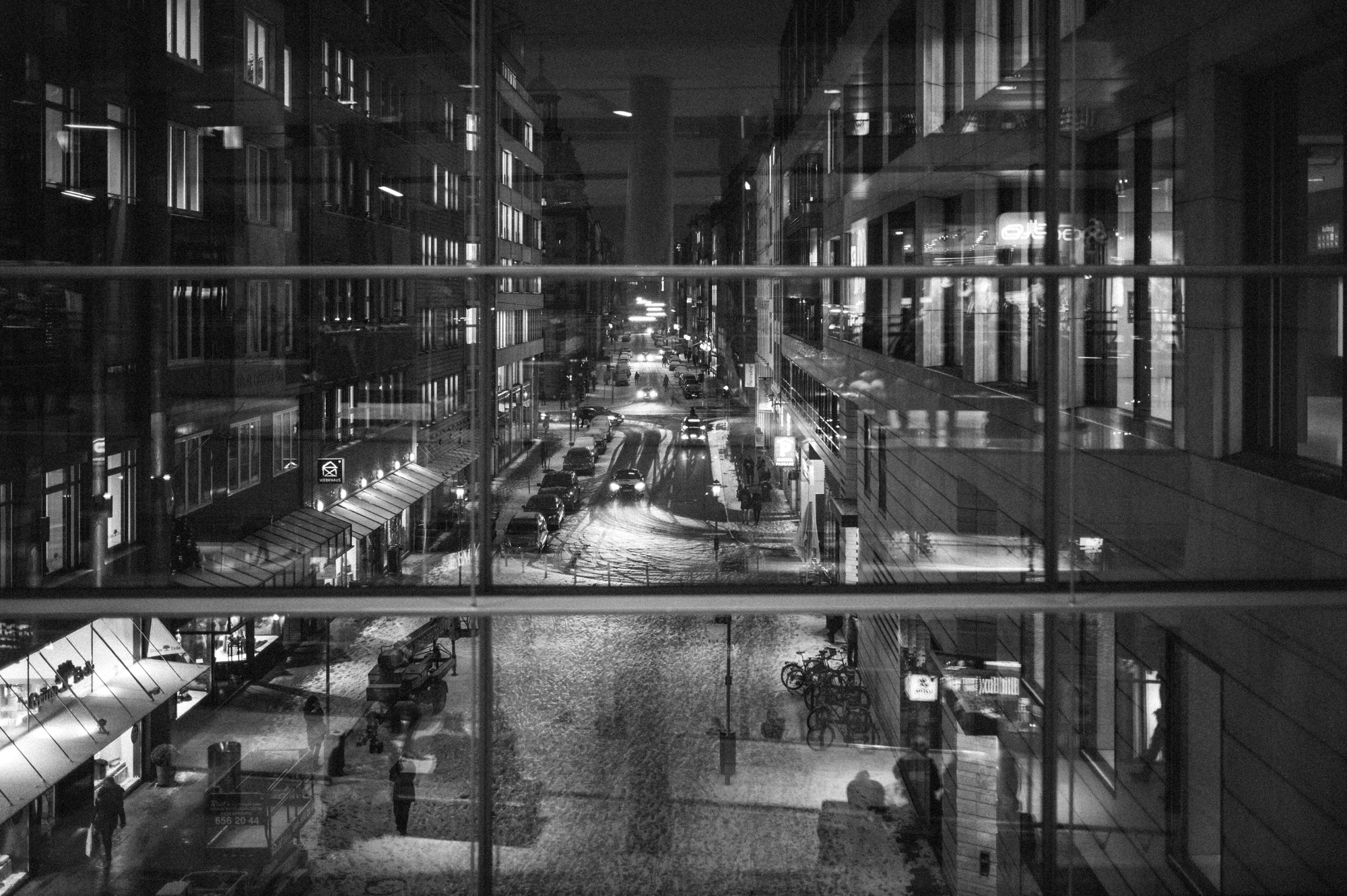 Leica Summilux-M 35mm F1.4 ASPH sample photo. Leica m monochrome photography