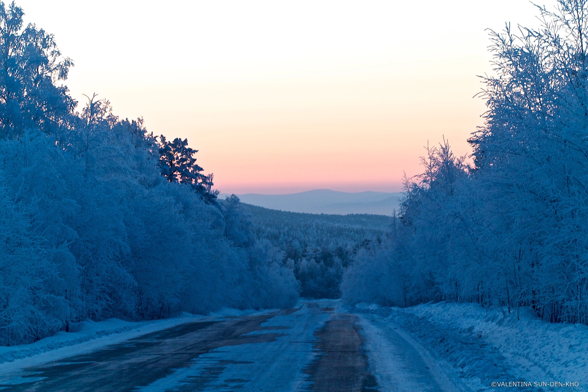 Canon EOS 30D + Canon EF 85mm F1.8 USM sample photo. Winter's blanket photography