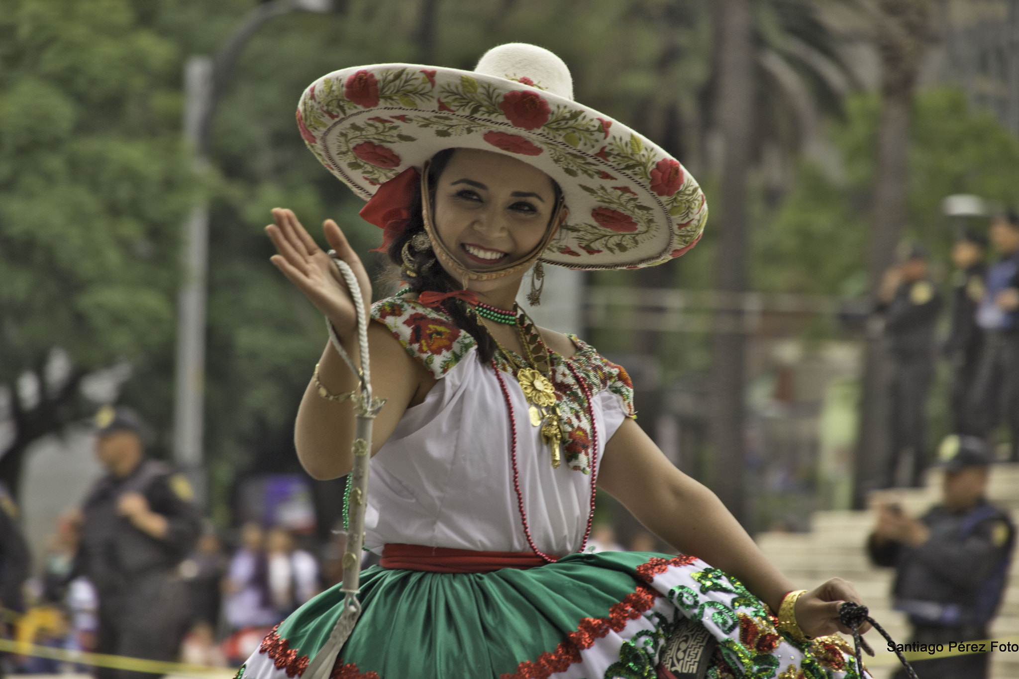 Sigma 18-200mm f/3.5-6.3 DC OS sample photo. Marcha mexico photography