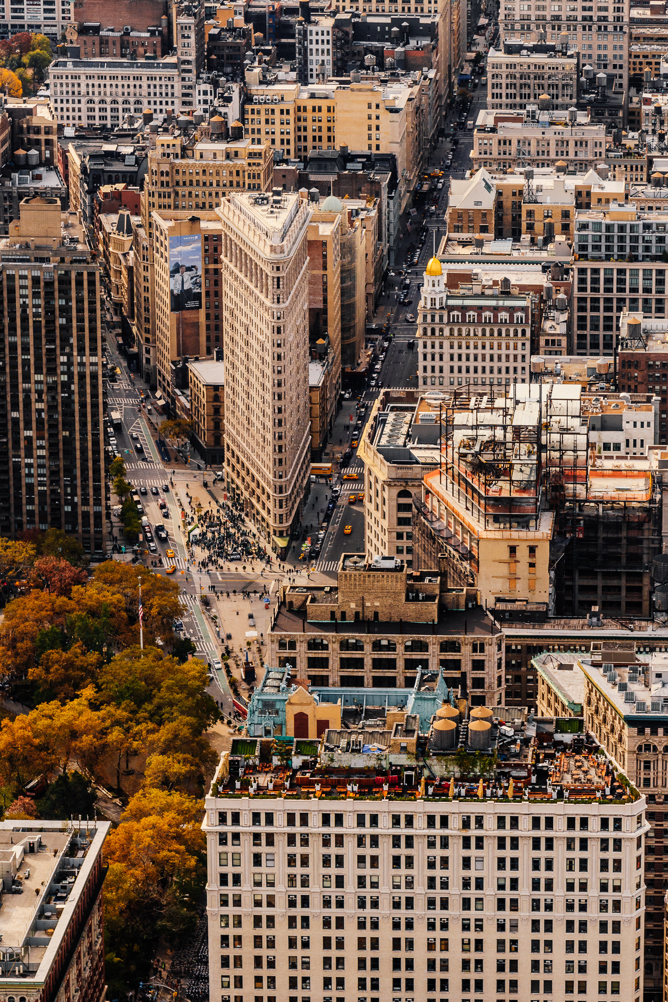 Sigma 17-70mm F2.8-4 DC Macro OS HSM sample photo. Flatiron building photography