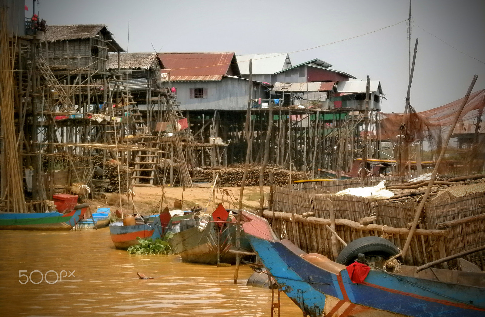 Olympus VG150,D735 sample photo. Floating villages of siem reap photography