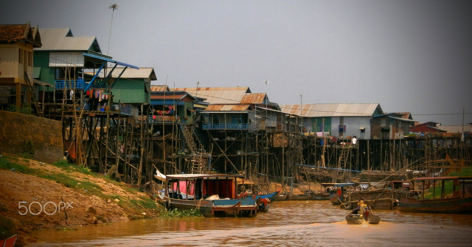 Olympus VG150,D735 sample photo. Floating villages of siem reap photography