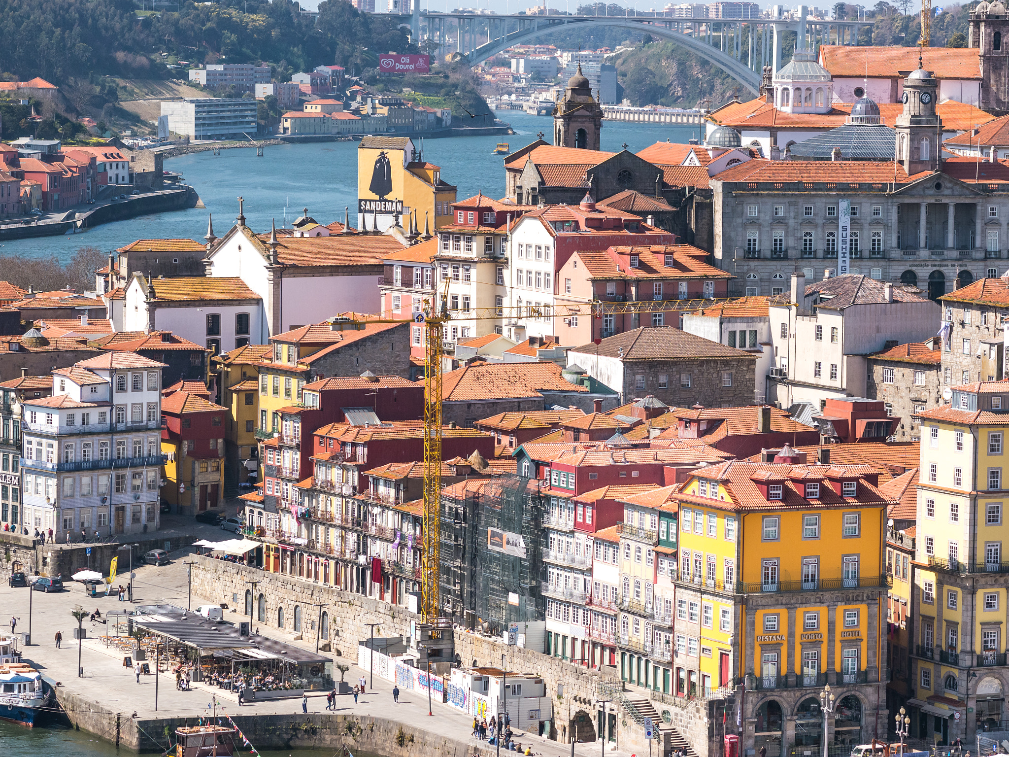 Panasonic Lumix DMC-G5 + Olympus M.Zuiko Digital ED 75mm F1.8 sample photo. Sunny day in the ribeira photography