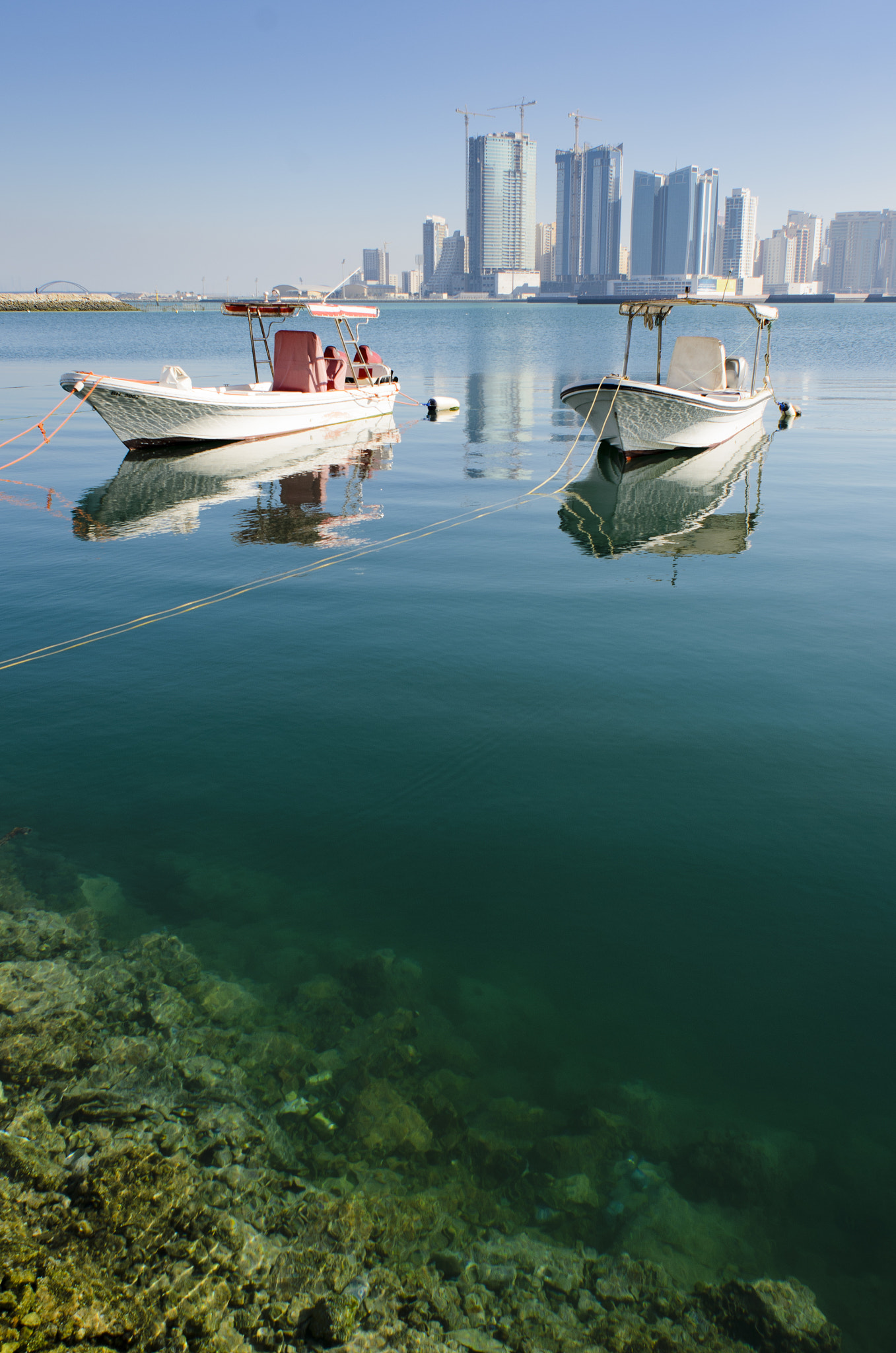Nikon D7000 + Nikon AF Nikkor 20mm F2.8D sample photo. Boats and juffair from coral bay in bahrain photography