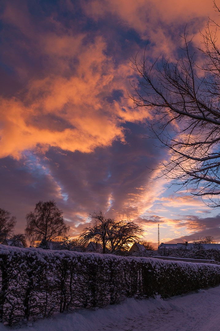 Sigma 17-70mm F2.8-4 DC Macro OS HSM | C sample photo. Fire in the sky photography