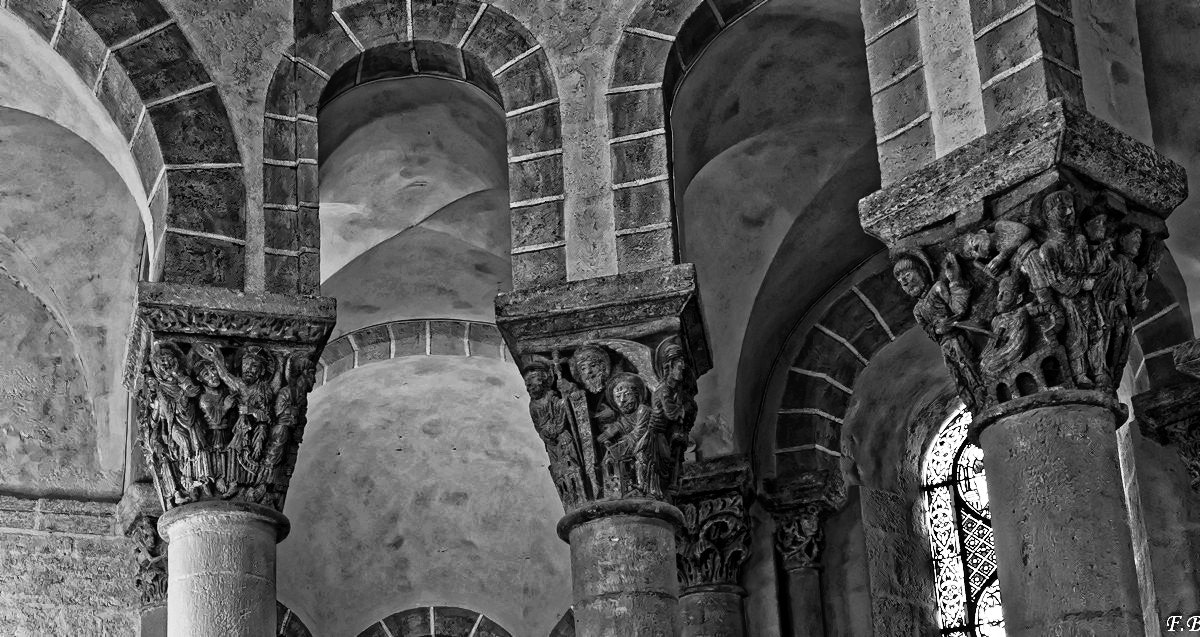 Sigma AF 10-20mm F4-5.6 EX DC sample photo. St nectaire photography