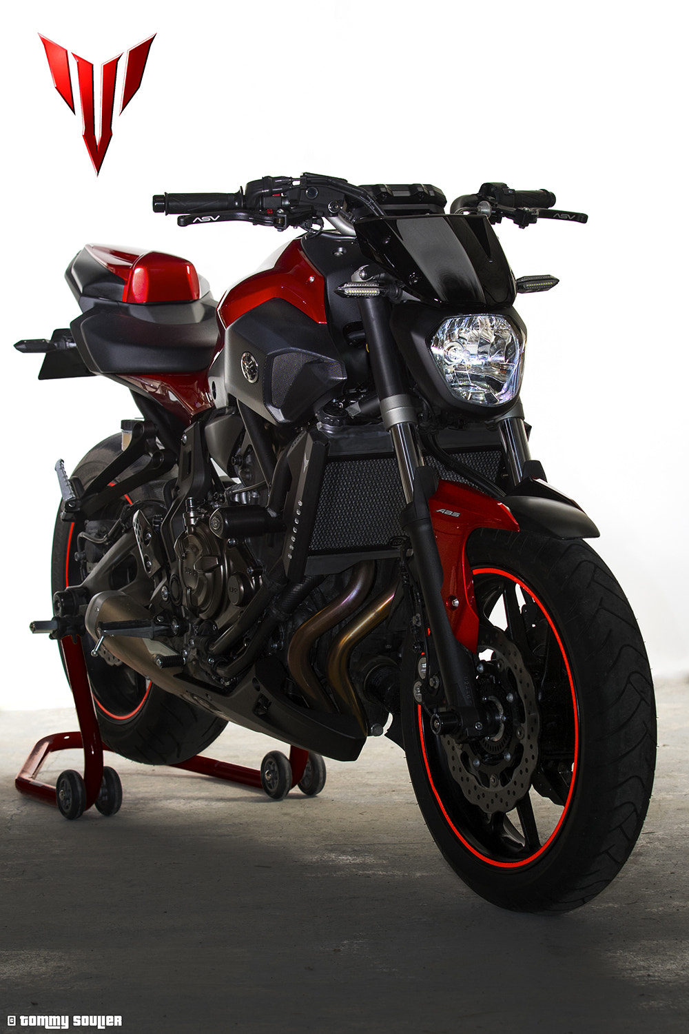 Sony a7 II + Canon EF 70-200mm F2.8L USM sample photo. Scarlet: yamaha mt-07 lava red photography