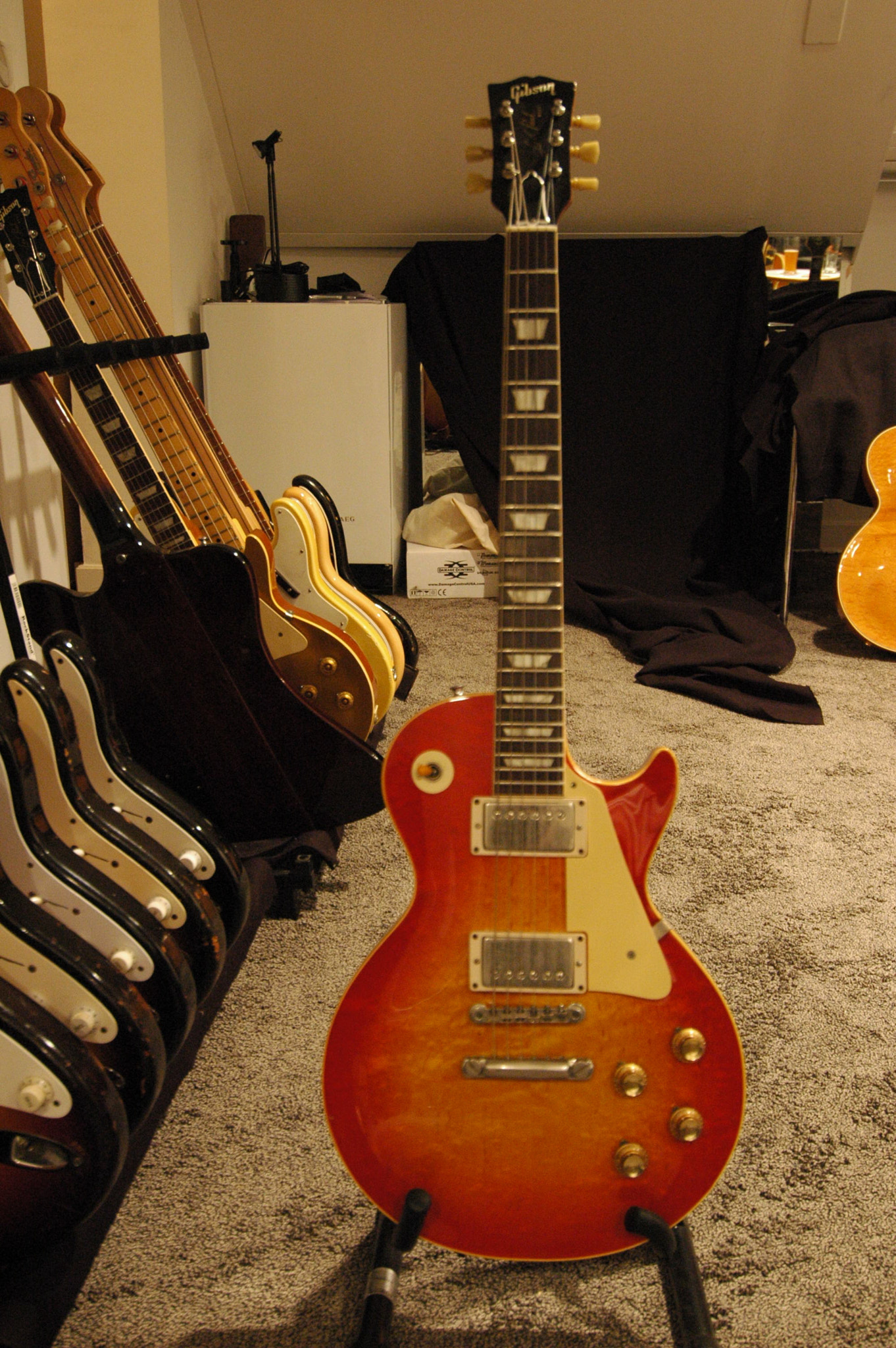 Nikon D70 sample photo. The burst photography
