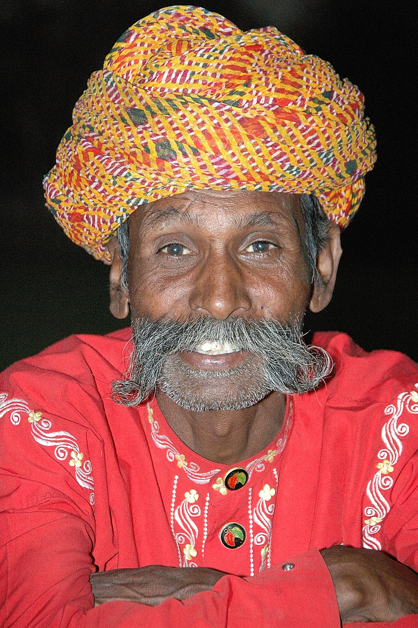 Nikon D70s sample photo. Old singer indian photography
