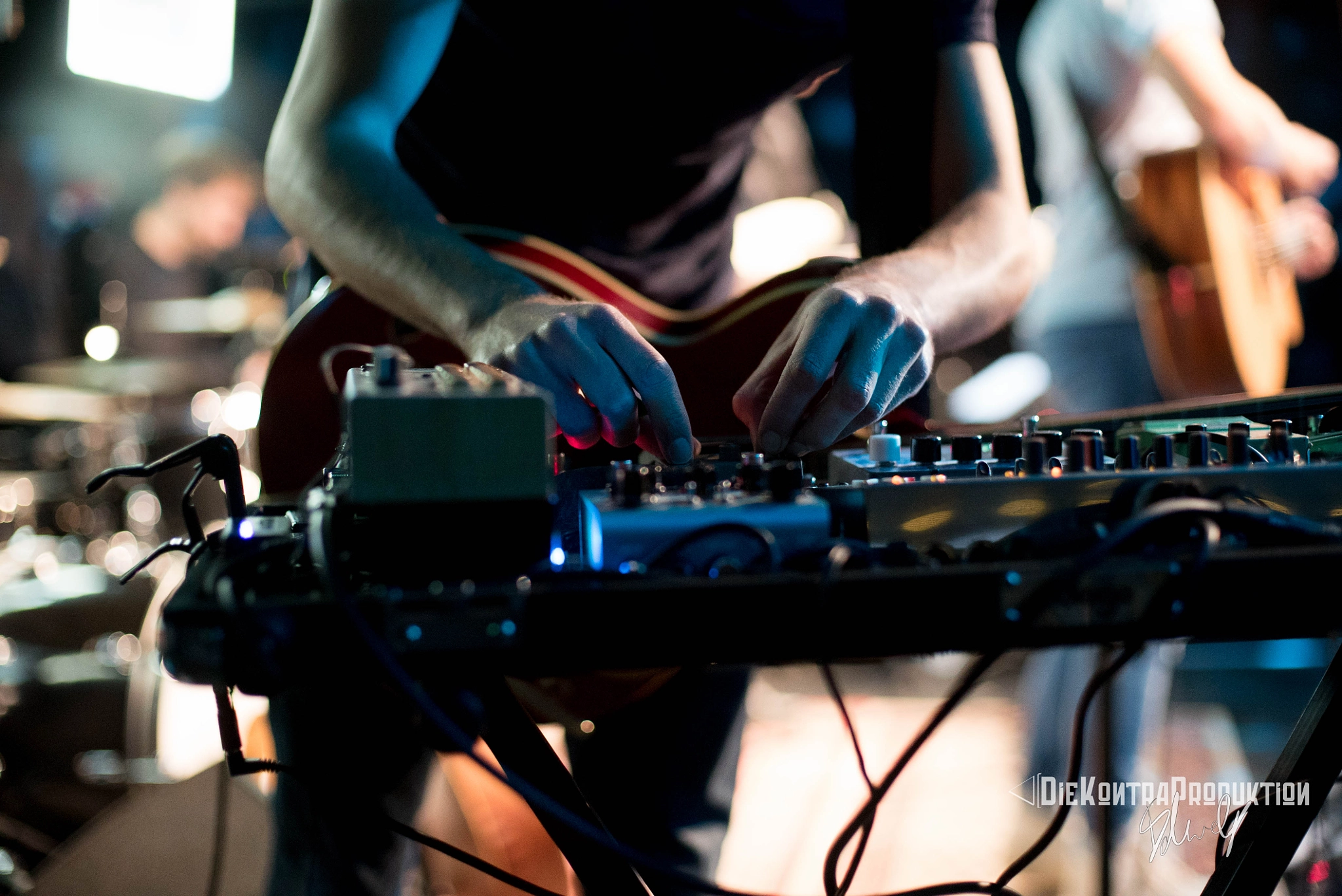 Minolta AF 50mm F1.4 [New] sample photo. Franz white - release concert photography