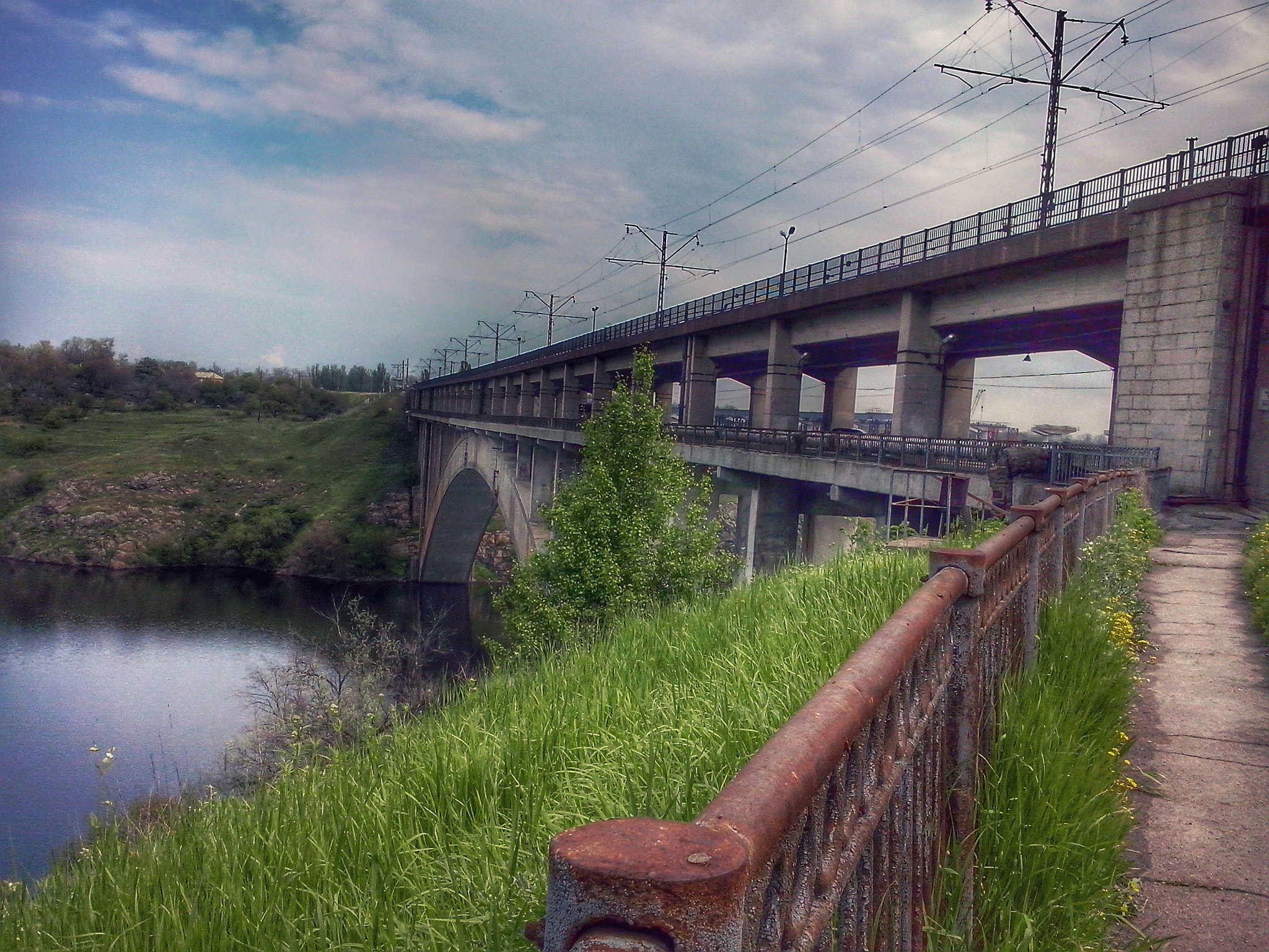 LG OPTIMUS L5 II sample photo. ~ photography