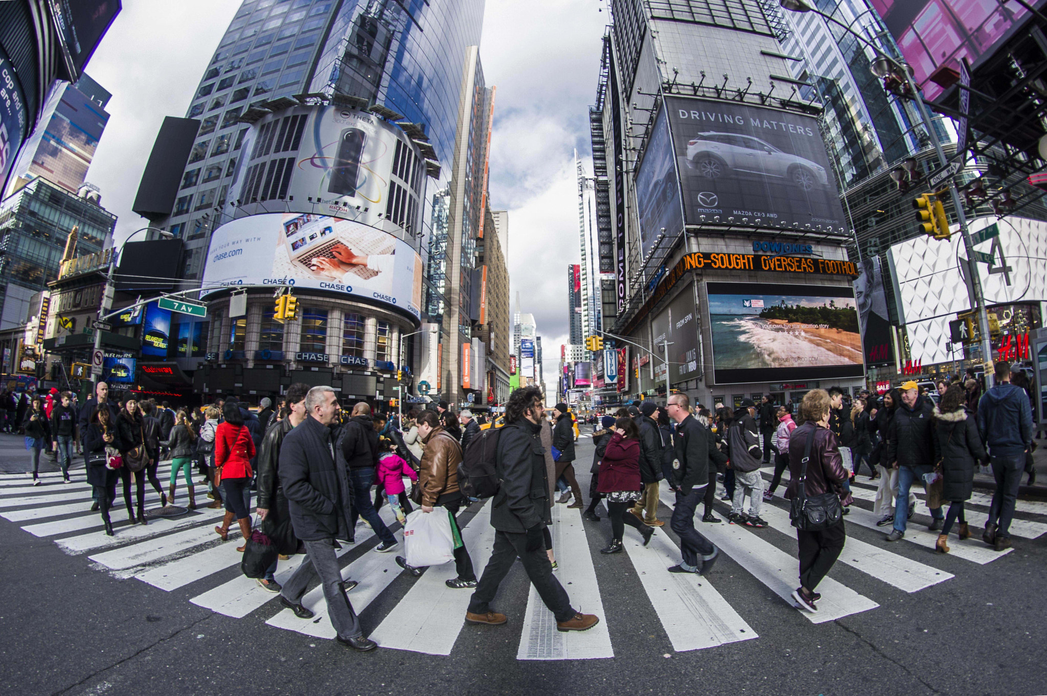 Pentax K-3 II + A Series Lens sample photo. Rush hour photography