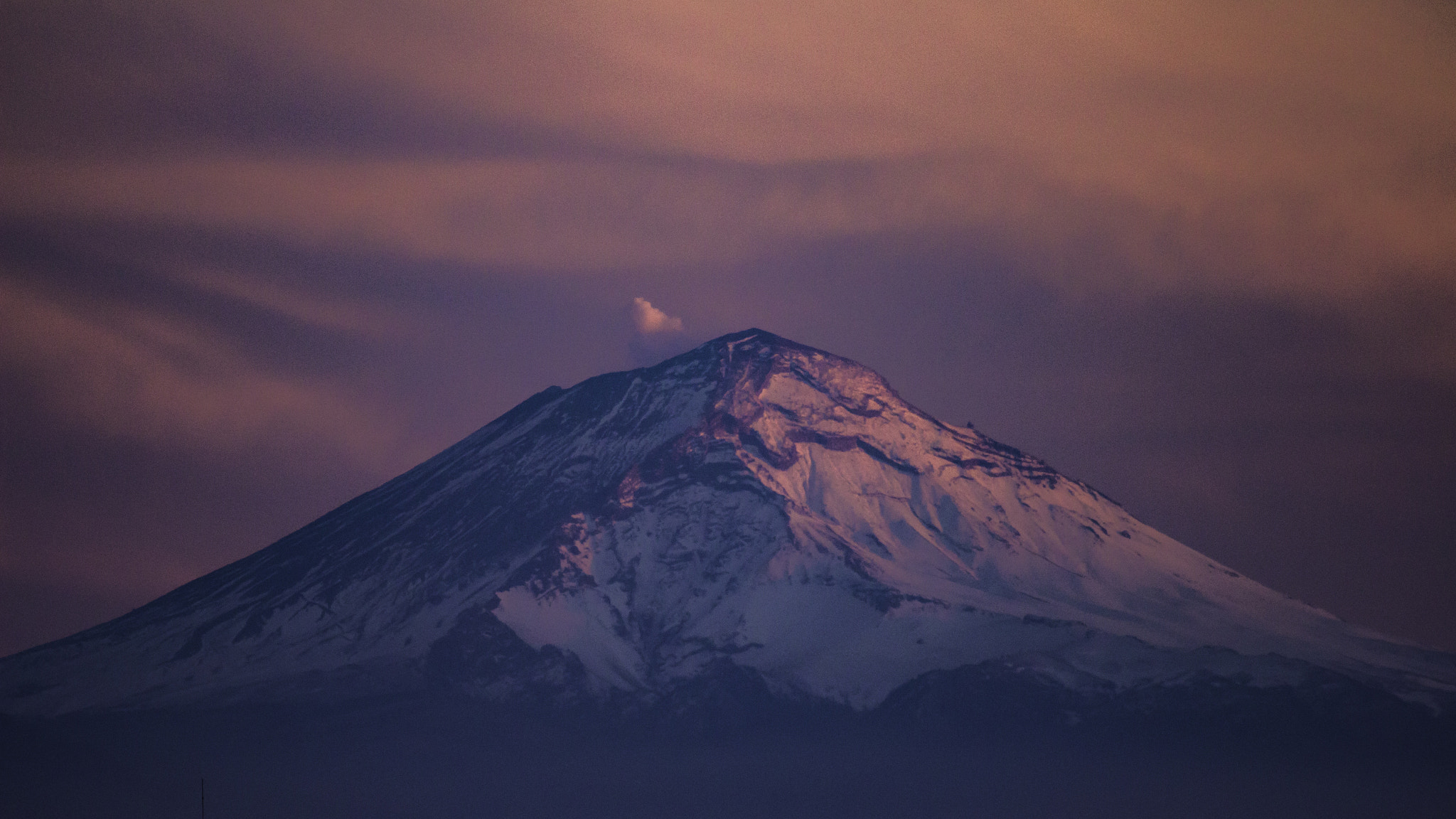 Sigma 70-300mm F4-5.6 APO DG Macro sample photo. Popocatépetl photography
