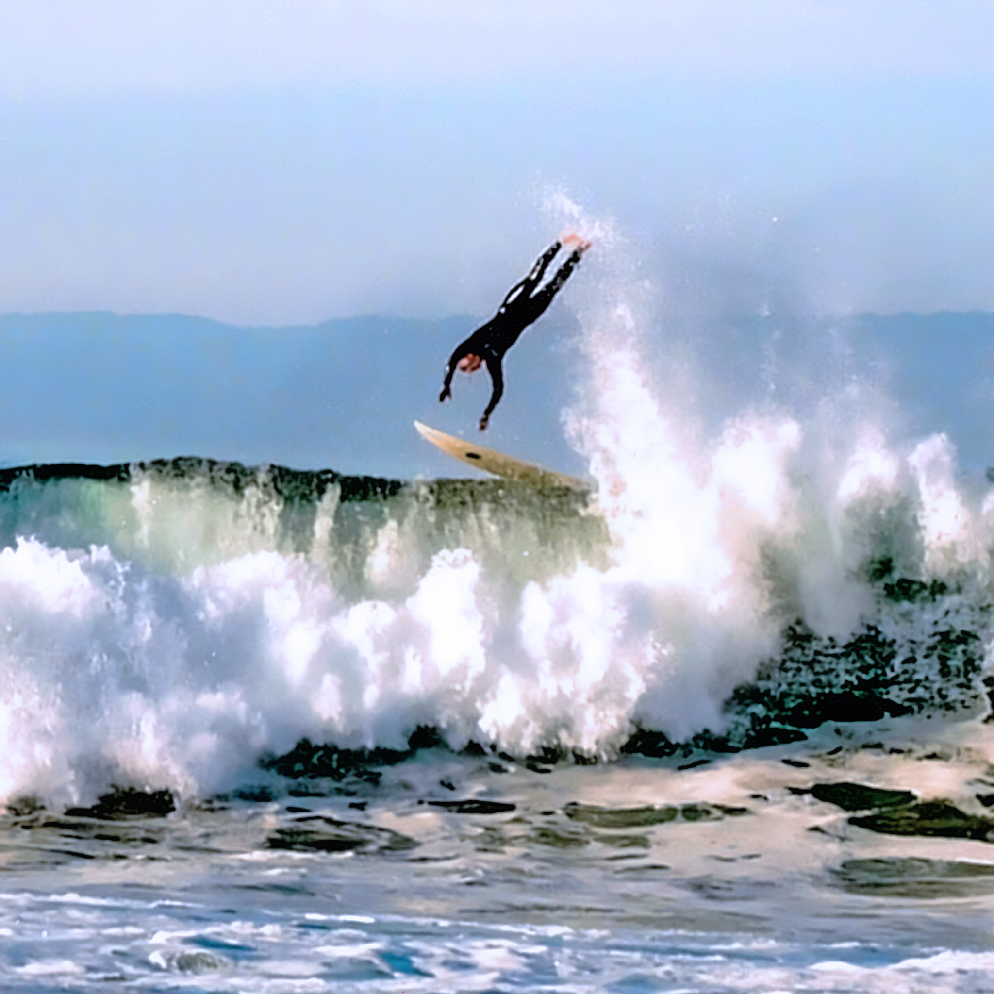 Panasonic Lumix DMC-L10 sample photo. Big waves in carmel photography