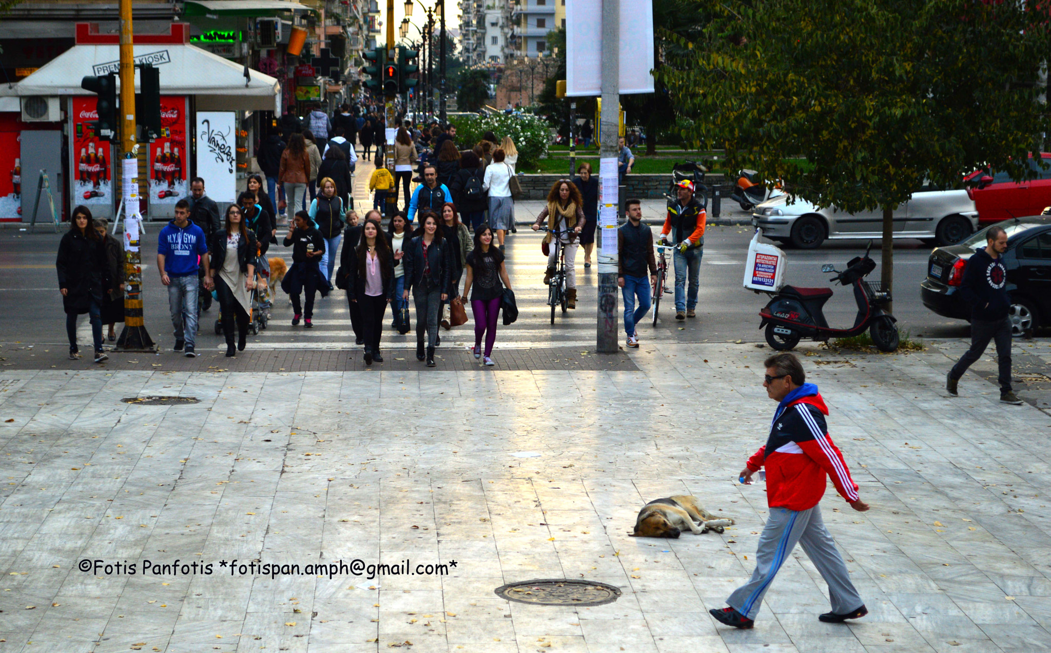 Zoom-Nikkor 1200-1700mm f/5.6-8 P ED IF sample photo. Crosswalk_thessaloniki photography