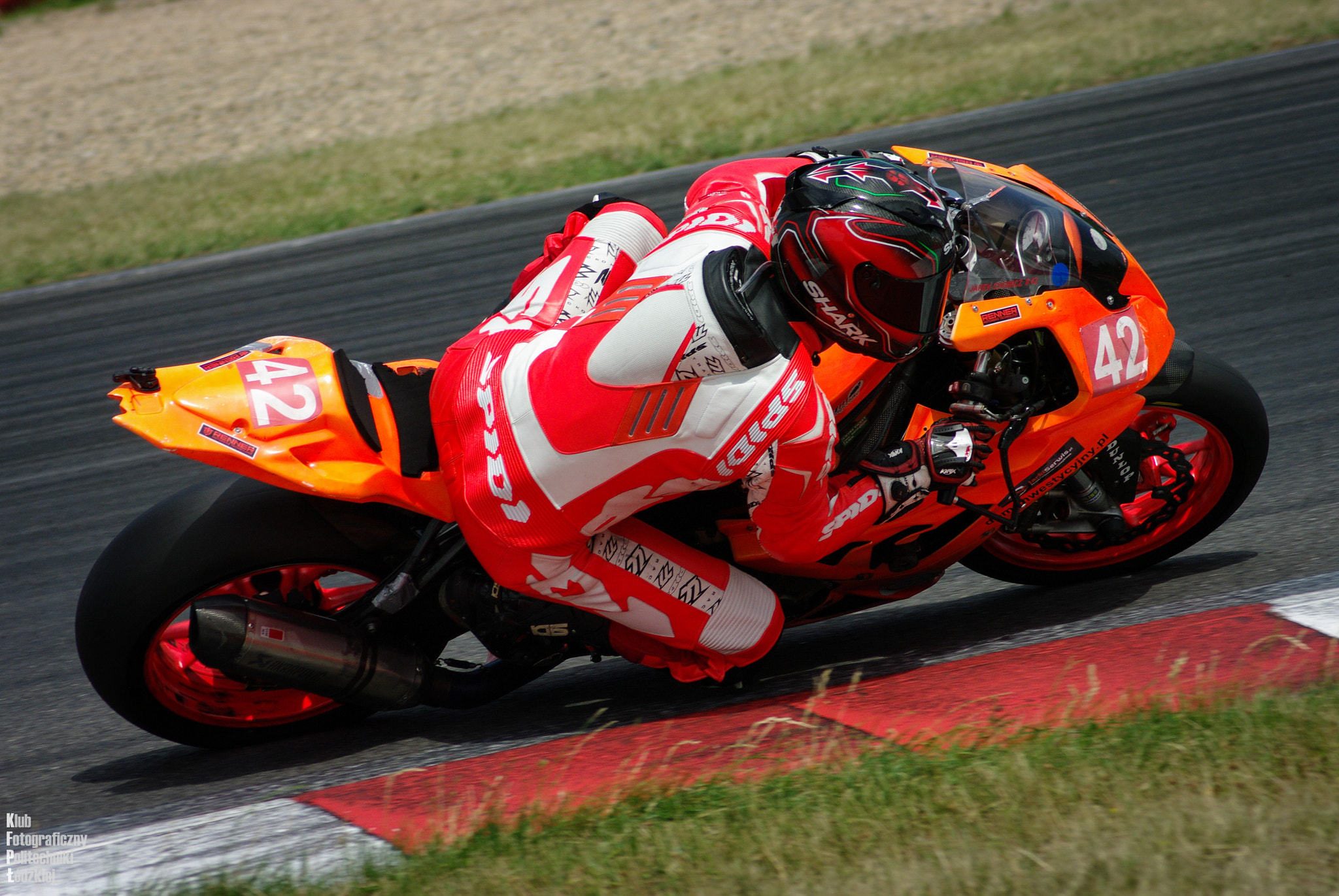 Pentax K20D sample photo. Speedway photography
