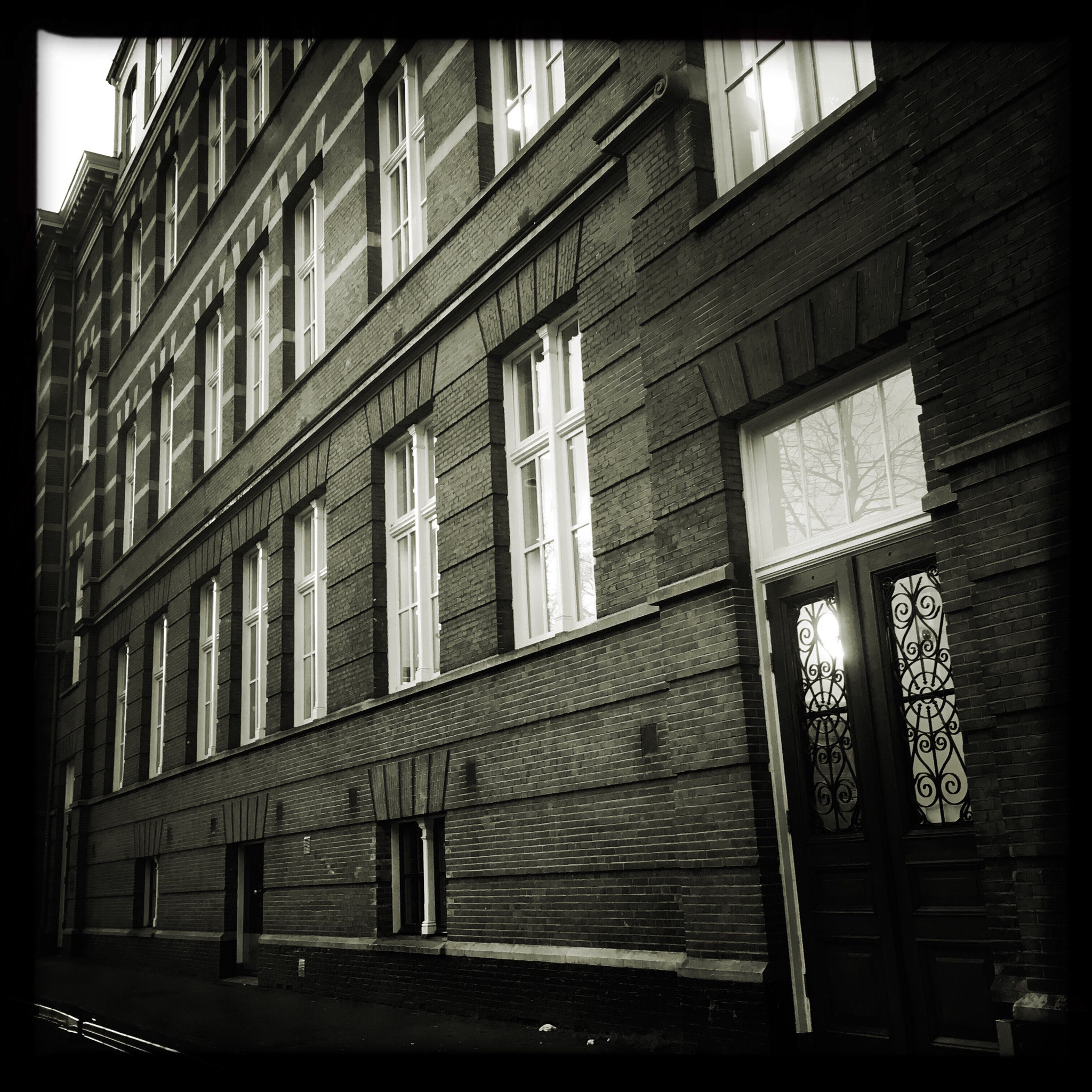 Hipstamatic 305 sample photo