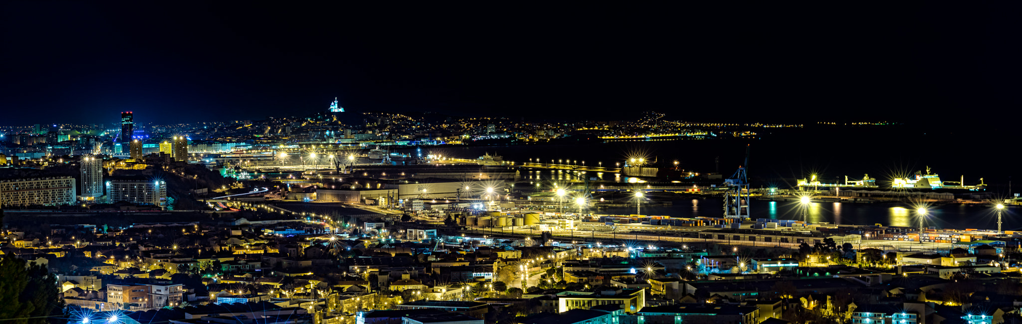 Sony SLT-A77 + Sigma 70-300mm F4-5.6 DL Macro sample photo. Marseille by night photography
