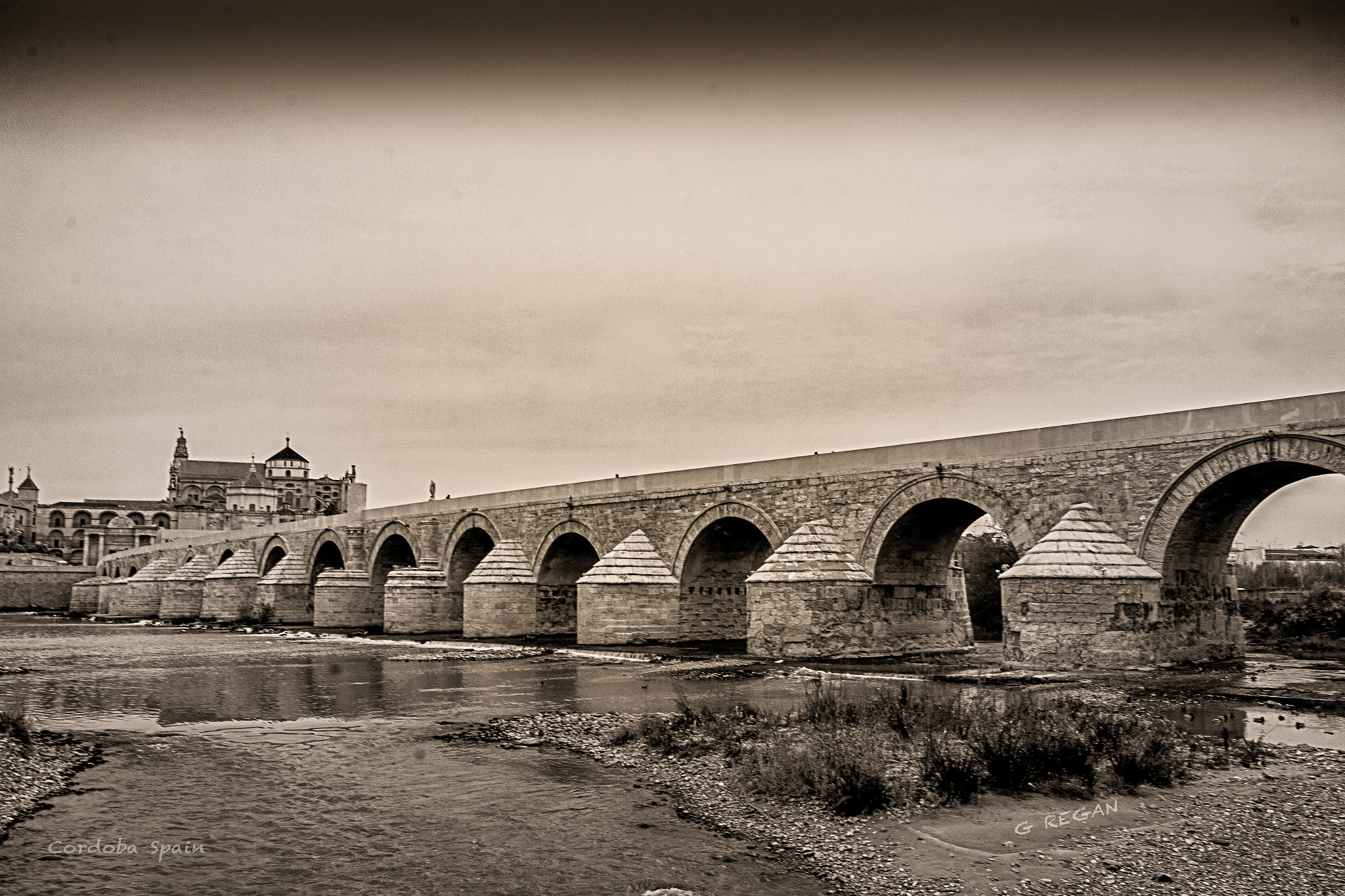 Sigma 10-20mm F4-5.6 EX DC HSM sample photo. Roman bridge cordoba spain photography