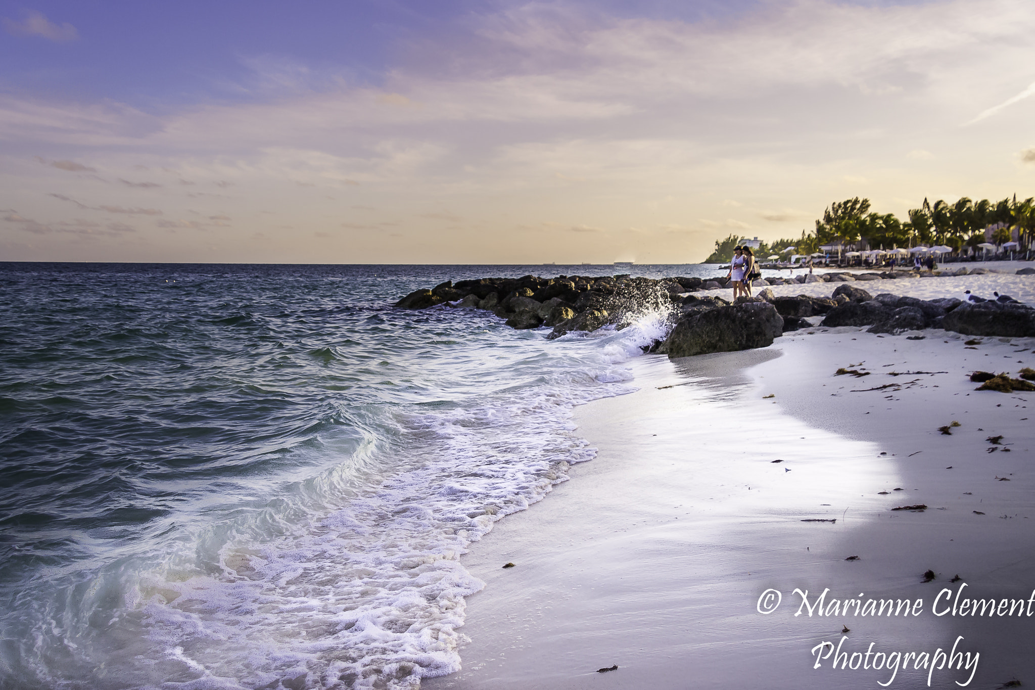 Canon EF-S 17-85mm F4-5.6 IS USM sample photo. Watching the waves roll in photography