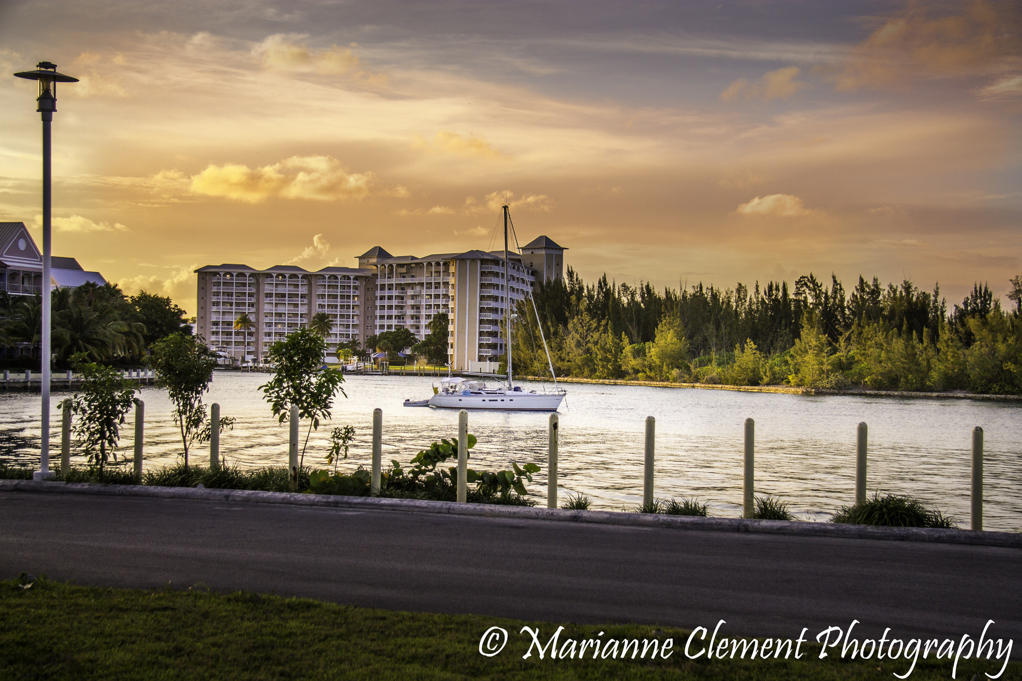 Canon EF-S 17-85mm F4-5.6 IS USM sample photo. Sailing away into the sunset photography