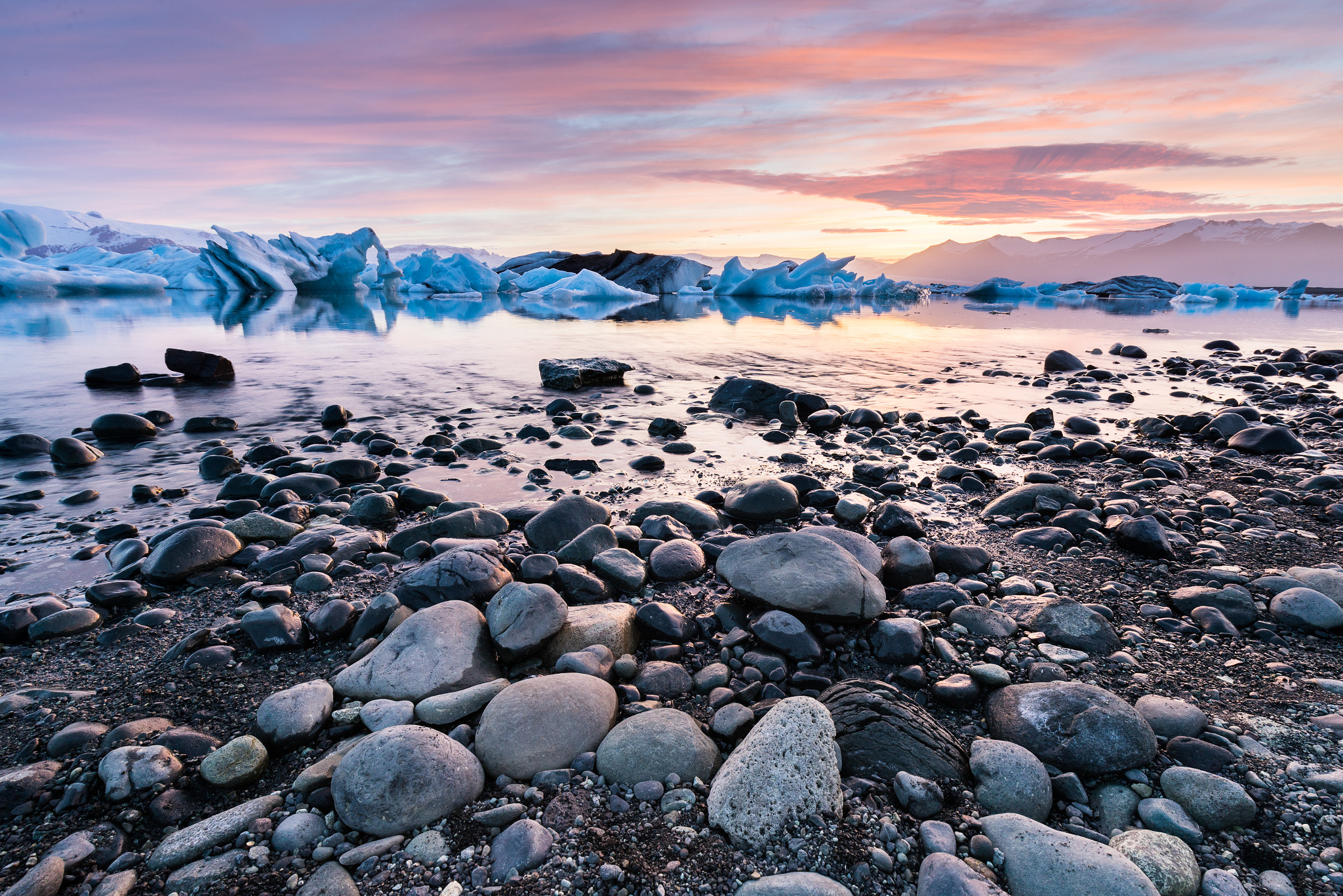 Sony a7R + Canon EF 16-35mm F4L IS USM sample photo. Iska photography