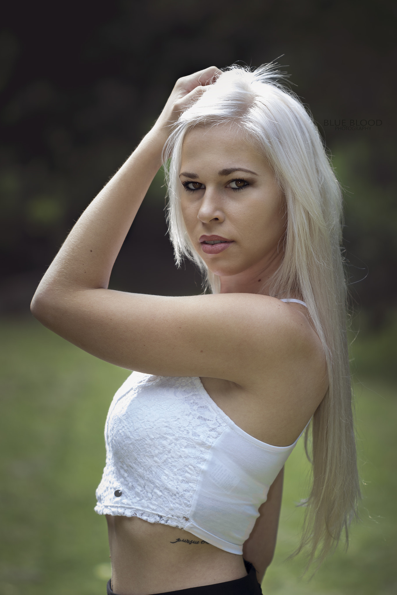 Canon EF 100mm F2.8 Macro USM sample photo. Michelle - natural light photography