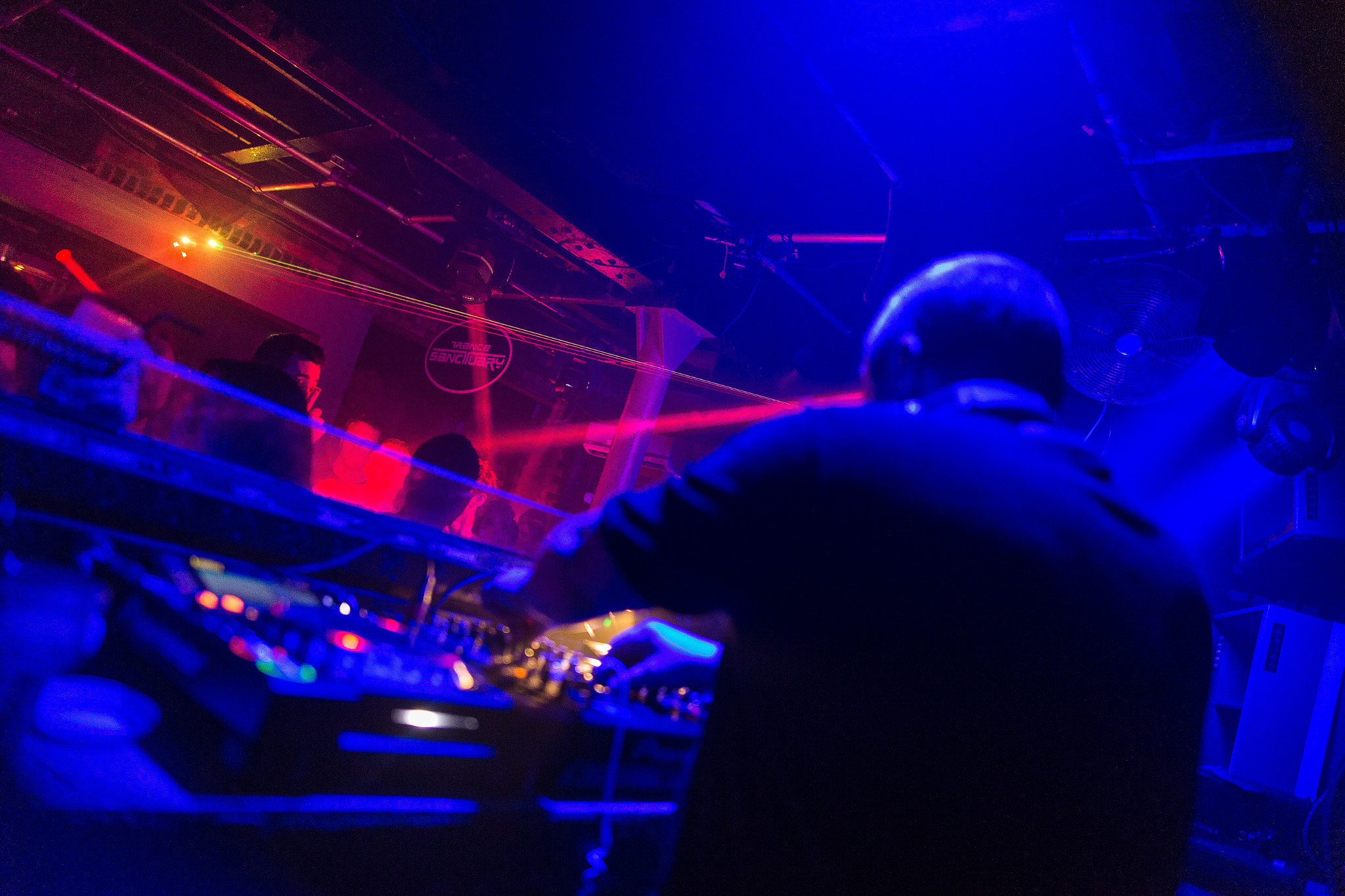 Sigma 24mm F1.4 DG HSM Art sample photo. Trance sanctuary new year's day 2016 photography