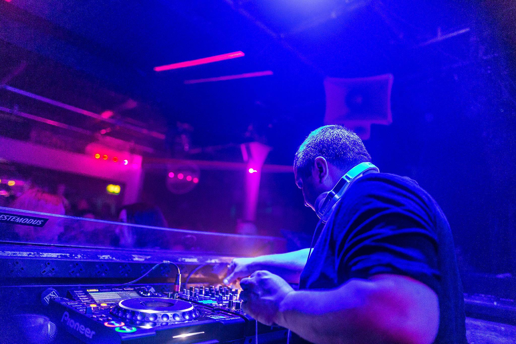 Sigma 24mm F1.4 DG HSM Art sample photo. Trance sanctuary new year's day 2016 photography