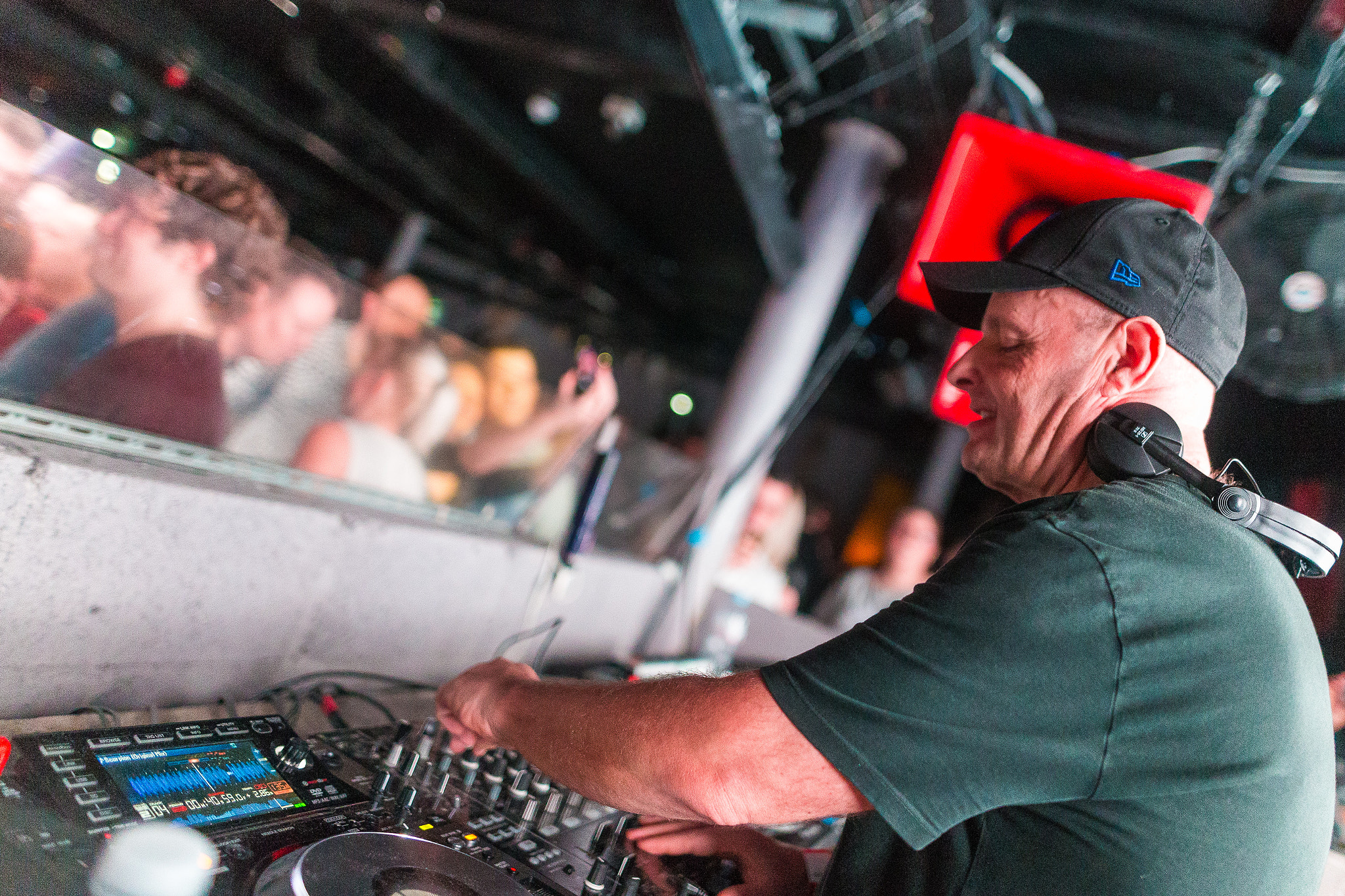 Sigma 24mm F1.4 DG HSM Art sample photo. Trance sanctuary new year's day 2016 photography
