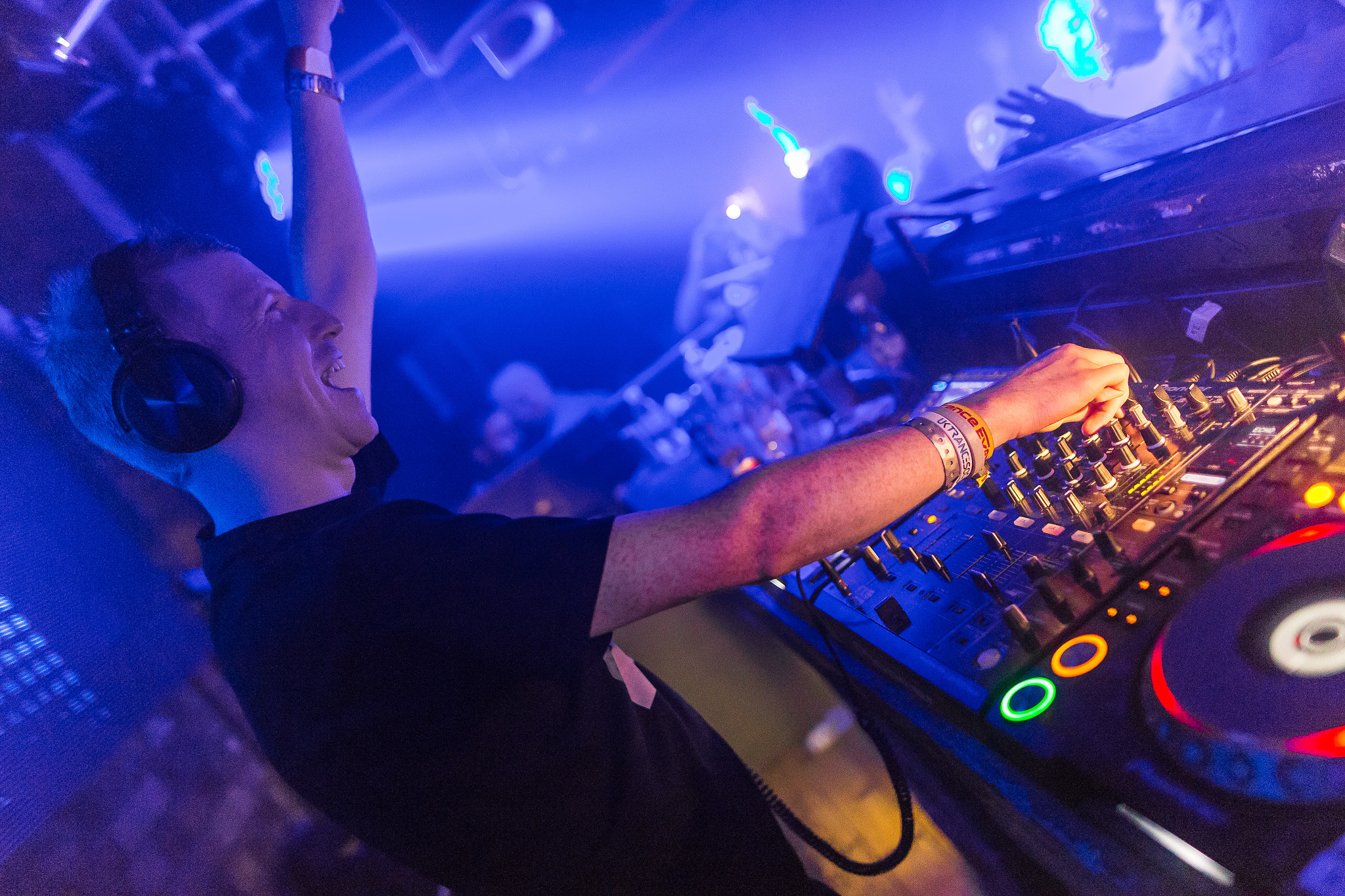 Sigma 24mm F1.4 DG HSM Art sample photo. Trance sanctuary new year's day 2016 photography