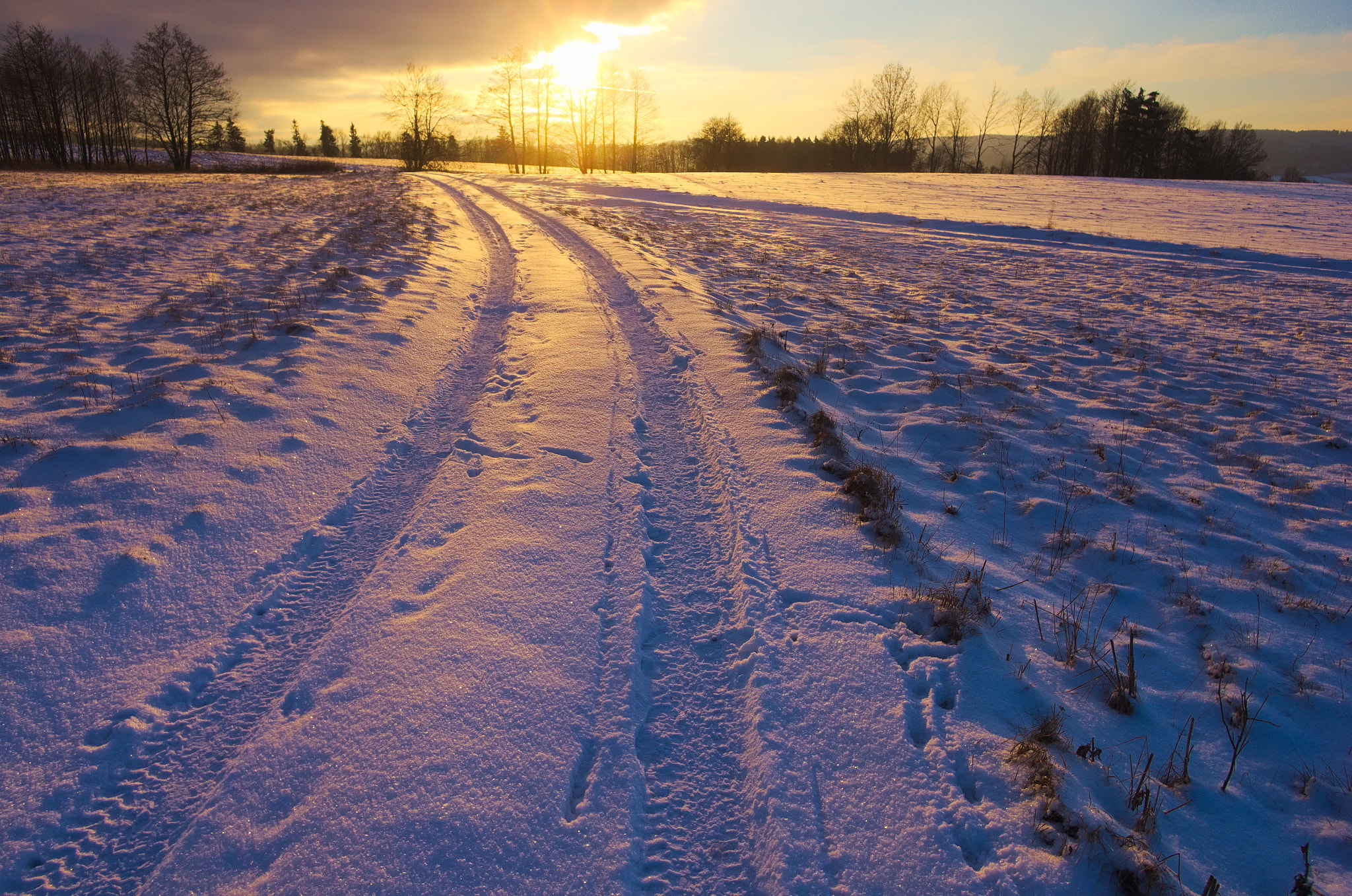 Pentax K-5 sample photo. Purple evening near szklarnia photography