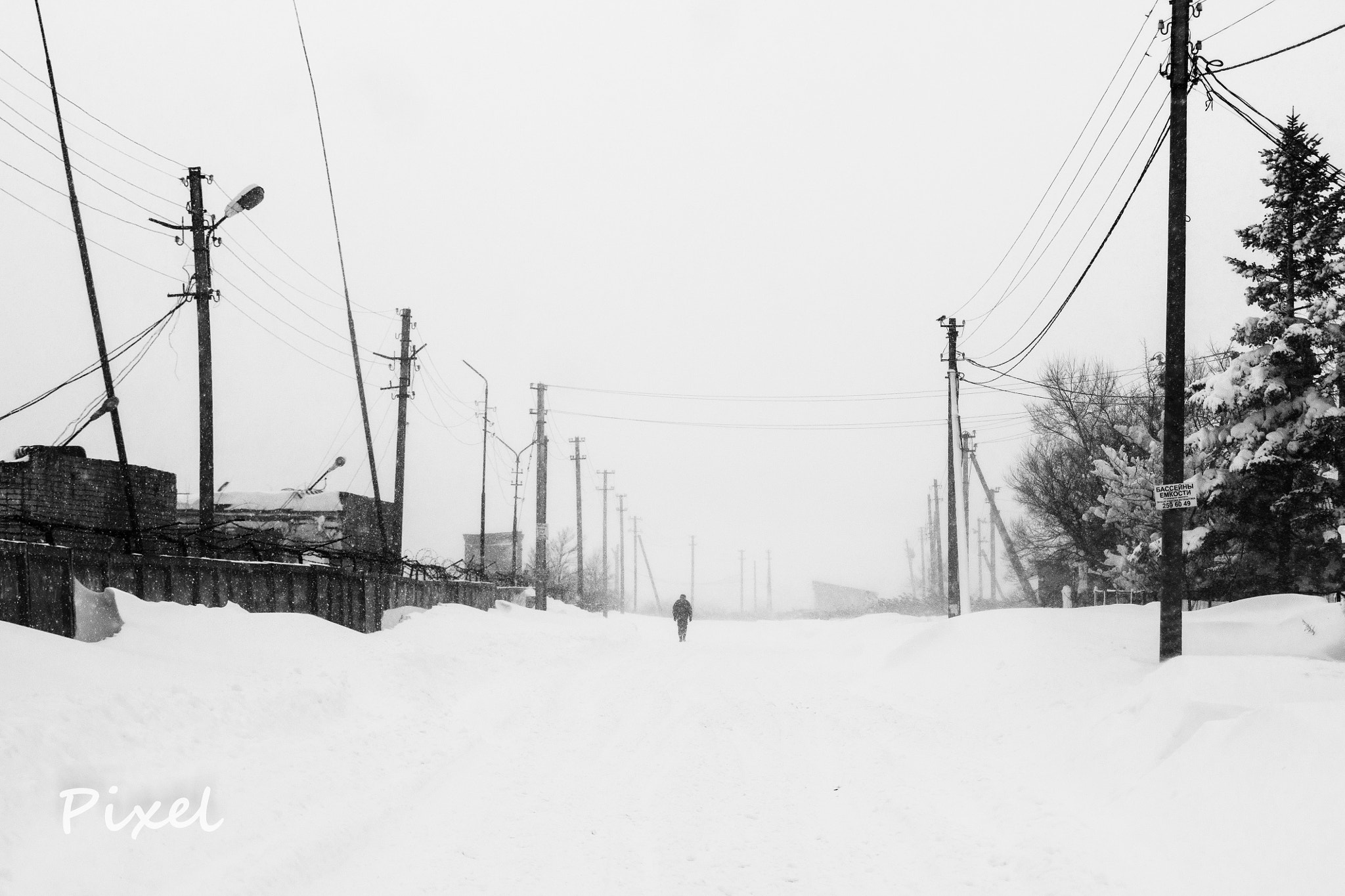 Sony Alpha DSLR-A850 + 35-70mm F4 sample photo. Snowfall photography