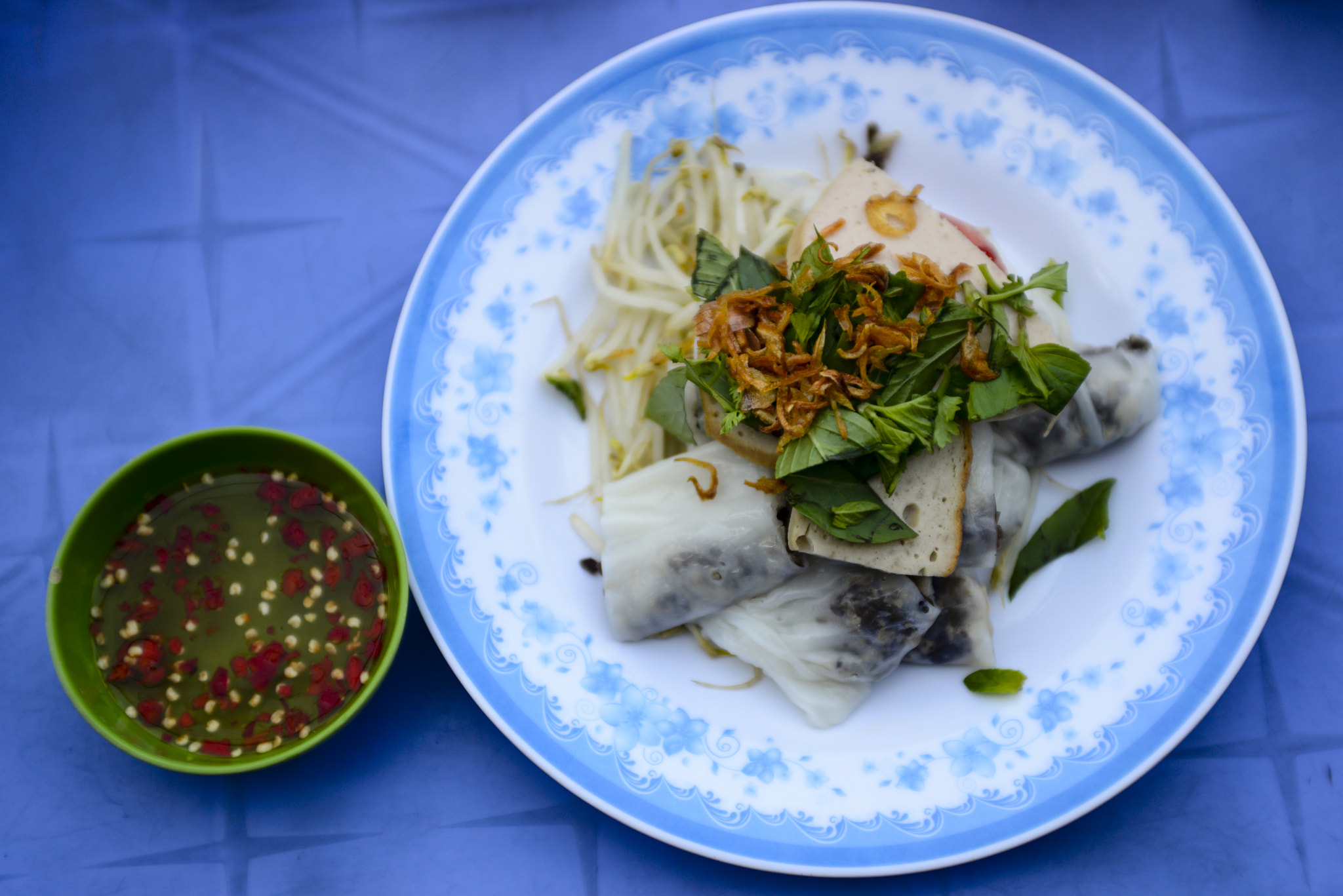 Nikon D600 + AF Zoom-Nikkor 35-70mm f/2.8 sample photo. Banhcuon photography