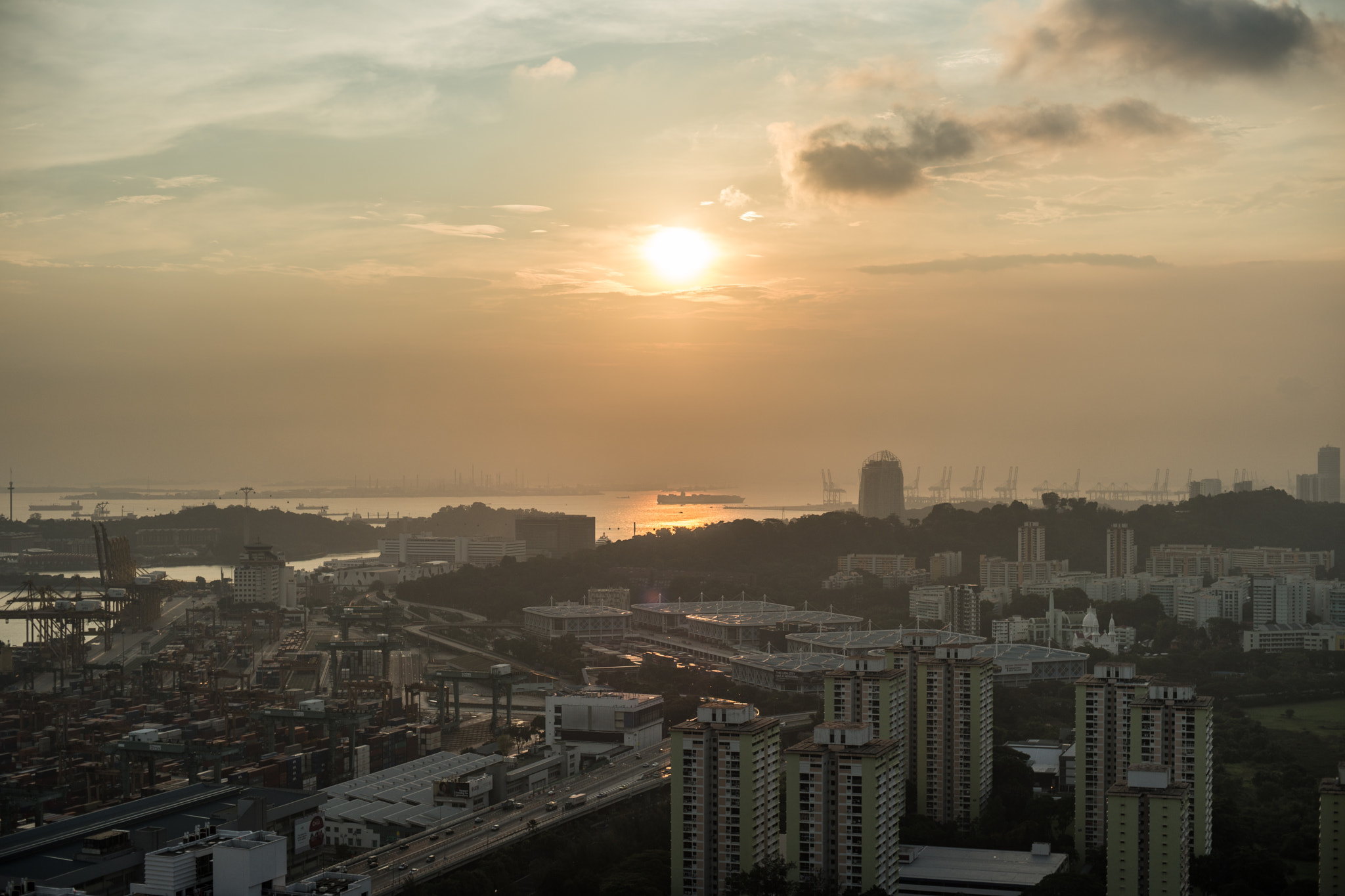 Sony a99 II sample photo. Go out, look up there. photography