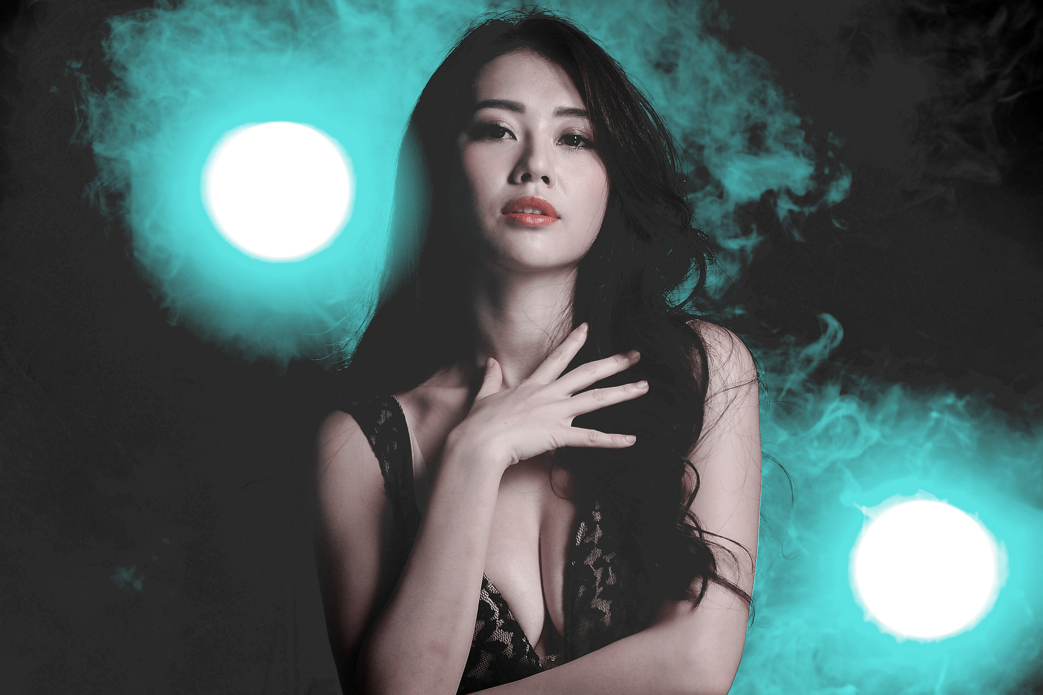 Nikon D90 + Sigma 85mm F1.4 EX DG HSM sample photo. Dark halloween photography