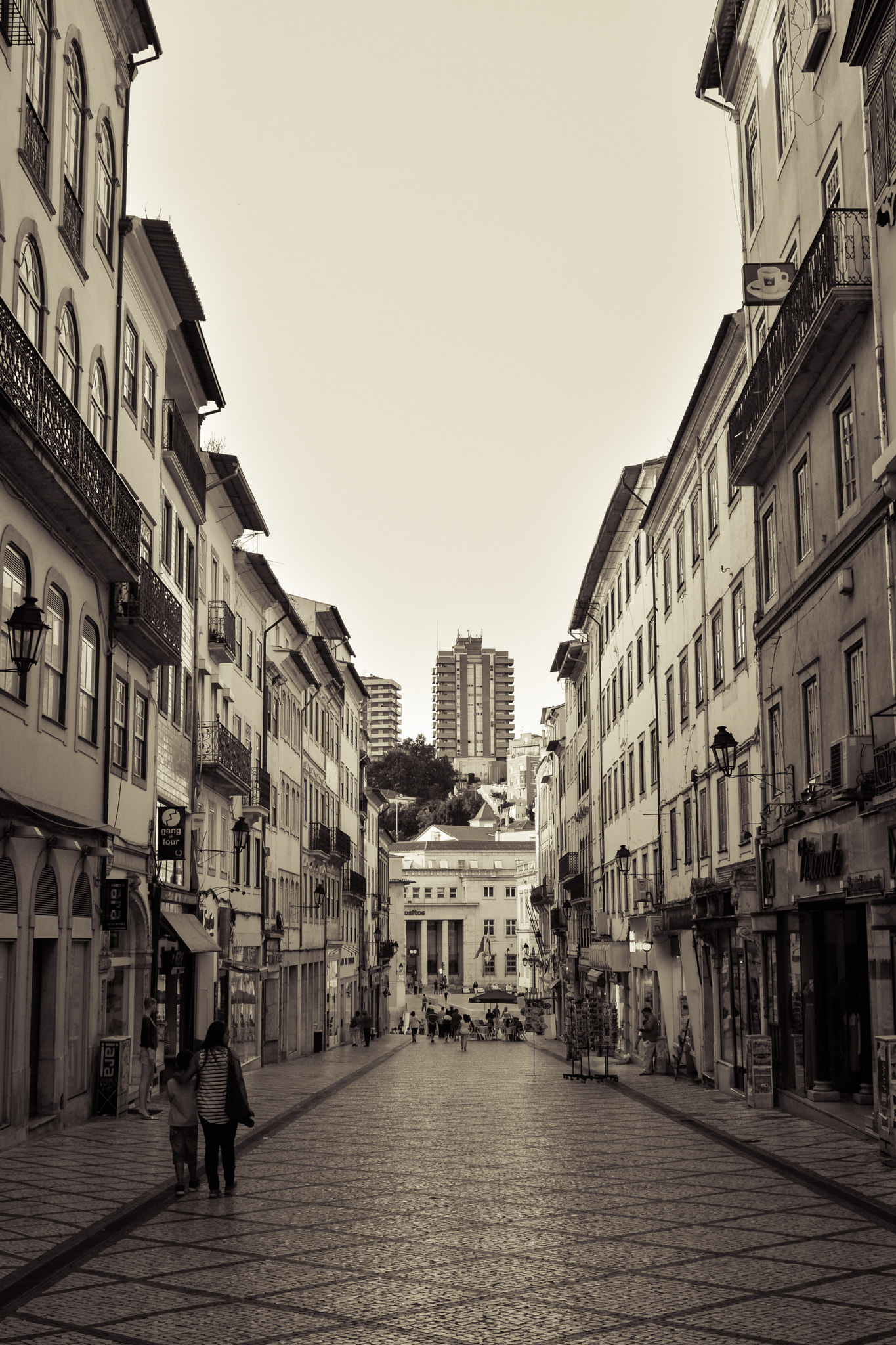 AF Zoom-Nikkor 28-80mm f/3.3-5.6G sample photo. Coimbra photography
