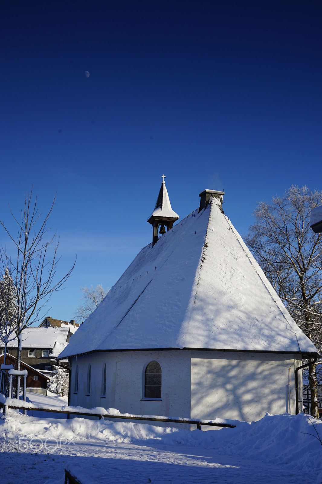 Tamron 18-200mm F3.5-6.3 Di III VC sample photo. Kapelle in schanze (sauerland) photography
